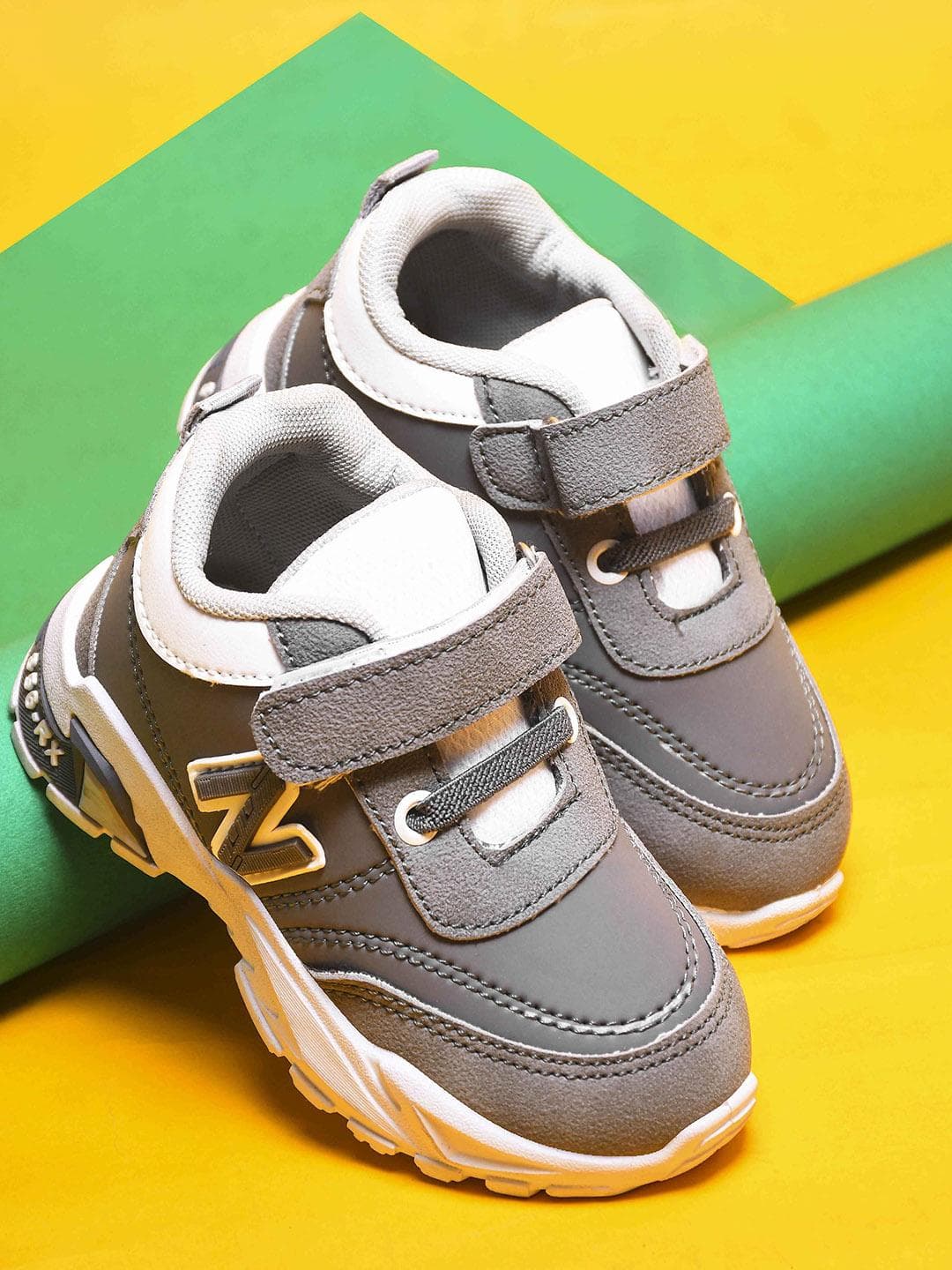 KATS Boys Colourblocked Sneakers