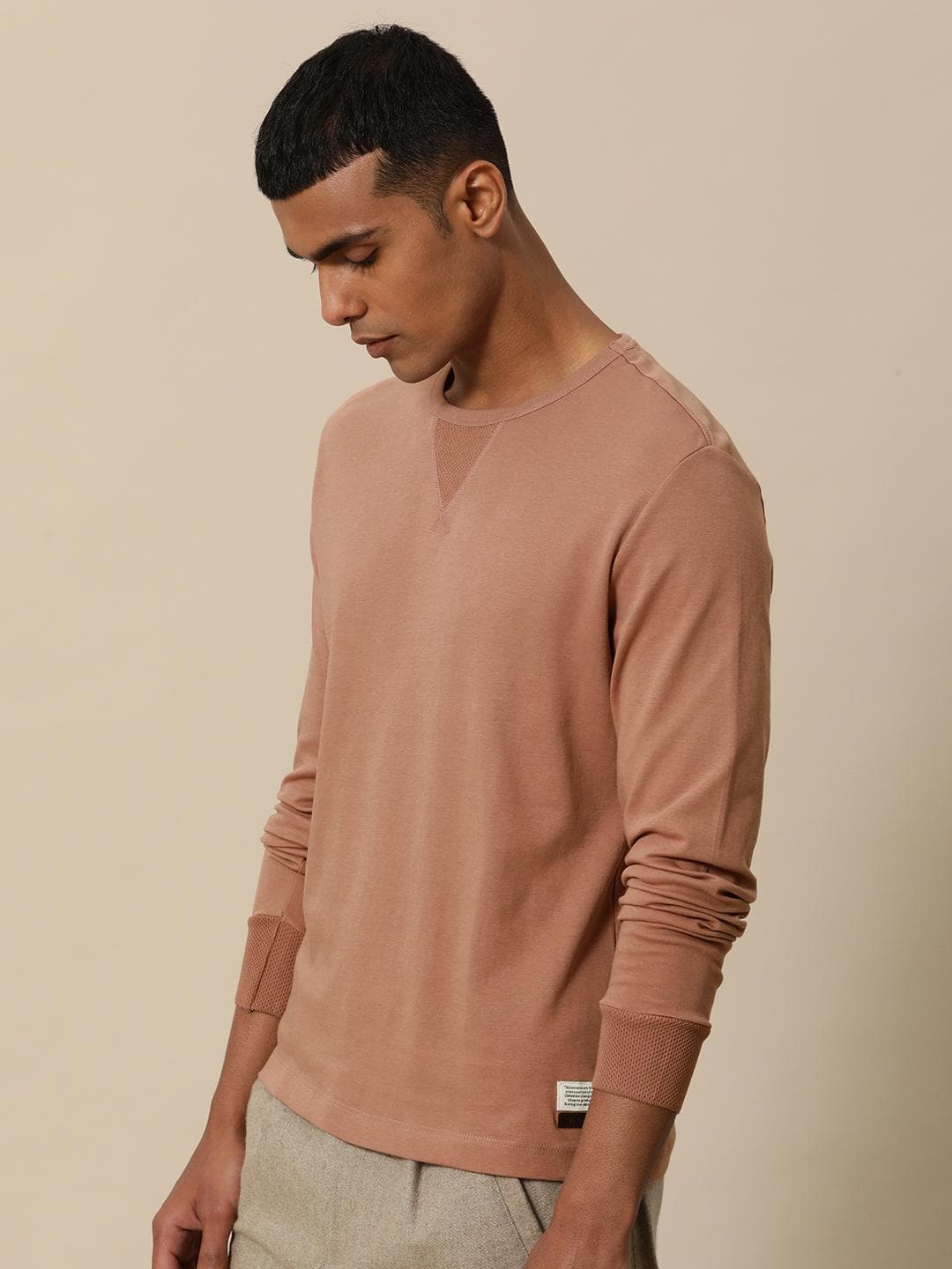 Mr Bowerbird Men Rose Regular Fit Pure Cotton V Patch T-shirt