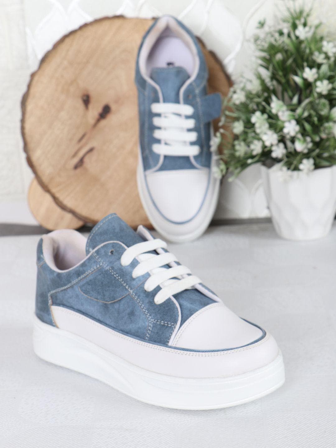 Denill Women Colourblocked Sneakers