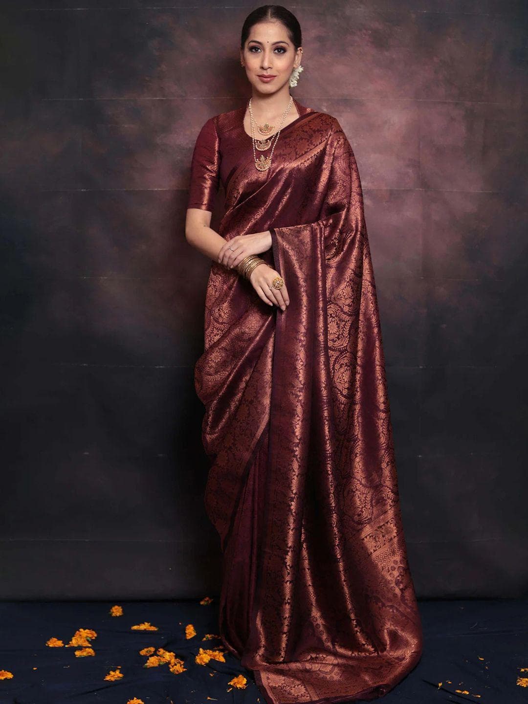 KALINI Woven Design Zari Silk Blend Banarasi Saree