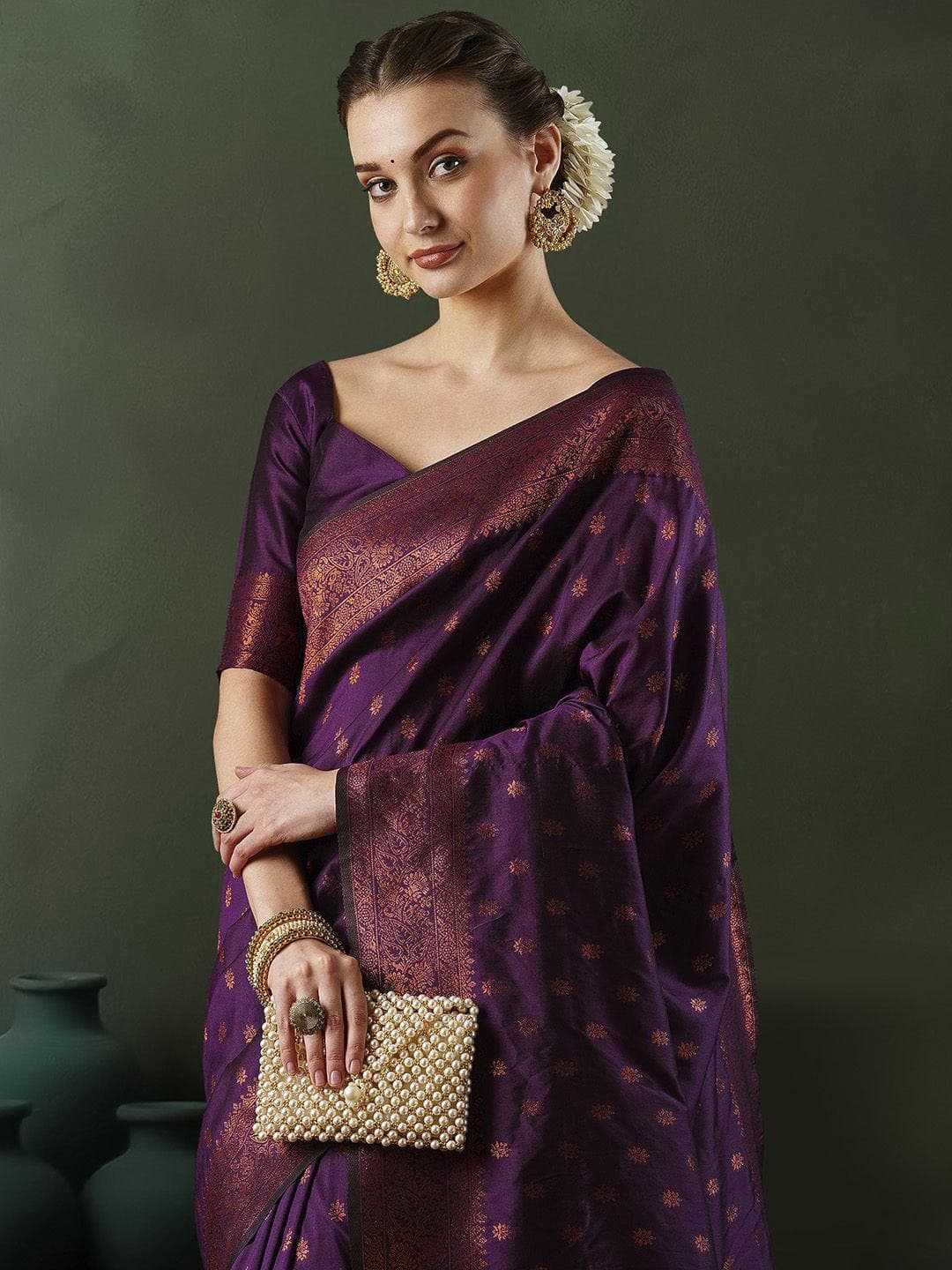 Sangria Woven Design Banarasi Saree With Blouse Piece