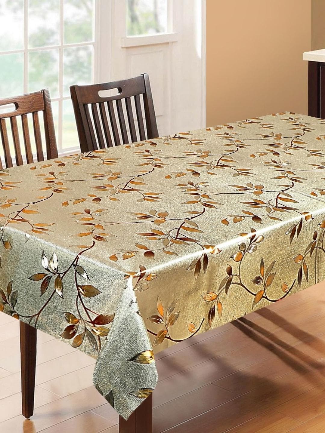 LooMantha Gold-Toned Floral Waterproof 6-Seater Table Cover