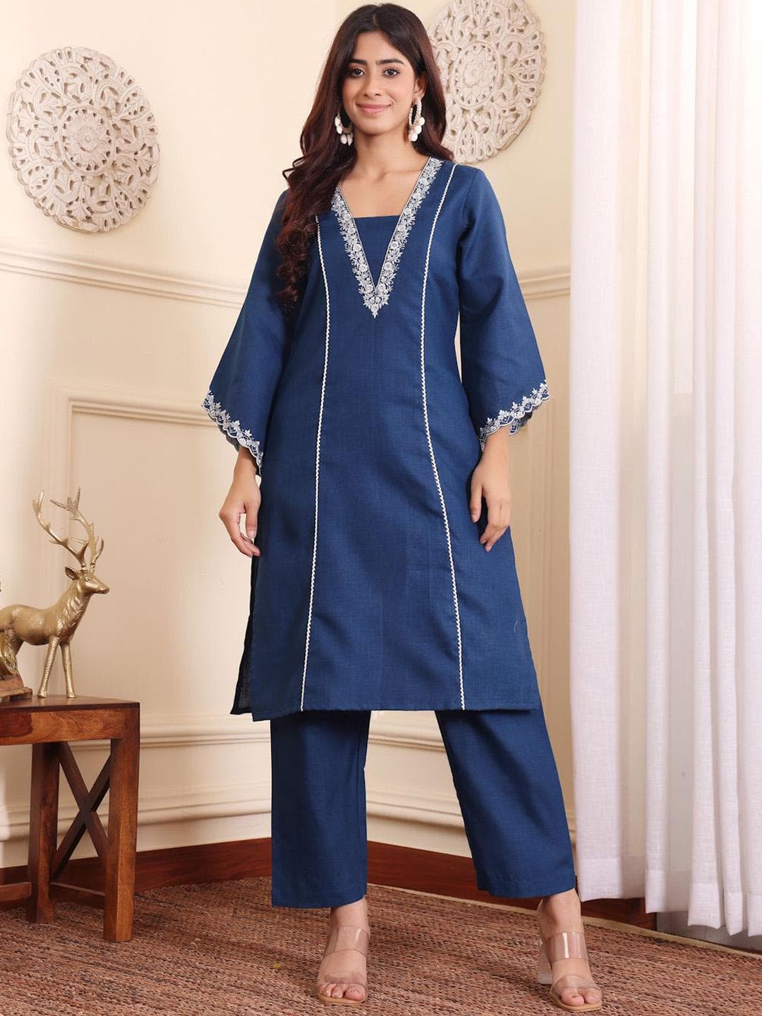 Varanga Women Embroidered Tunic With Trousers Co-Ords