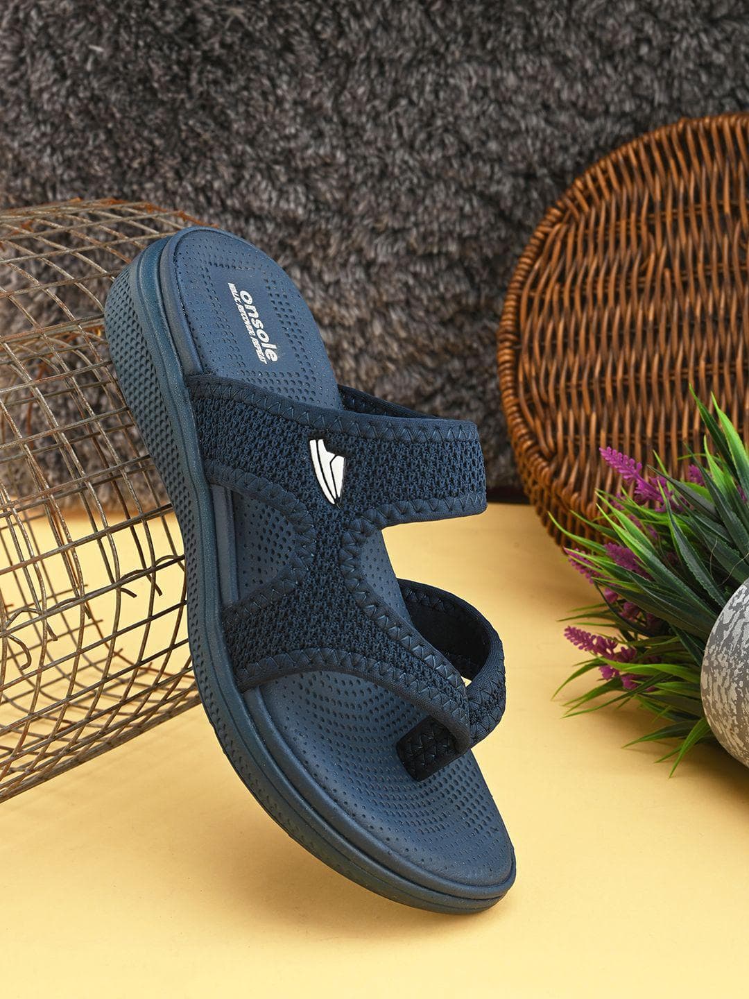 ONSOLE Women Ultra Lightweight Breathable Cushioned Slipper