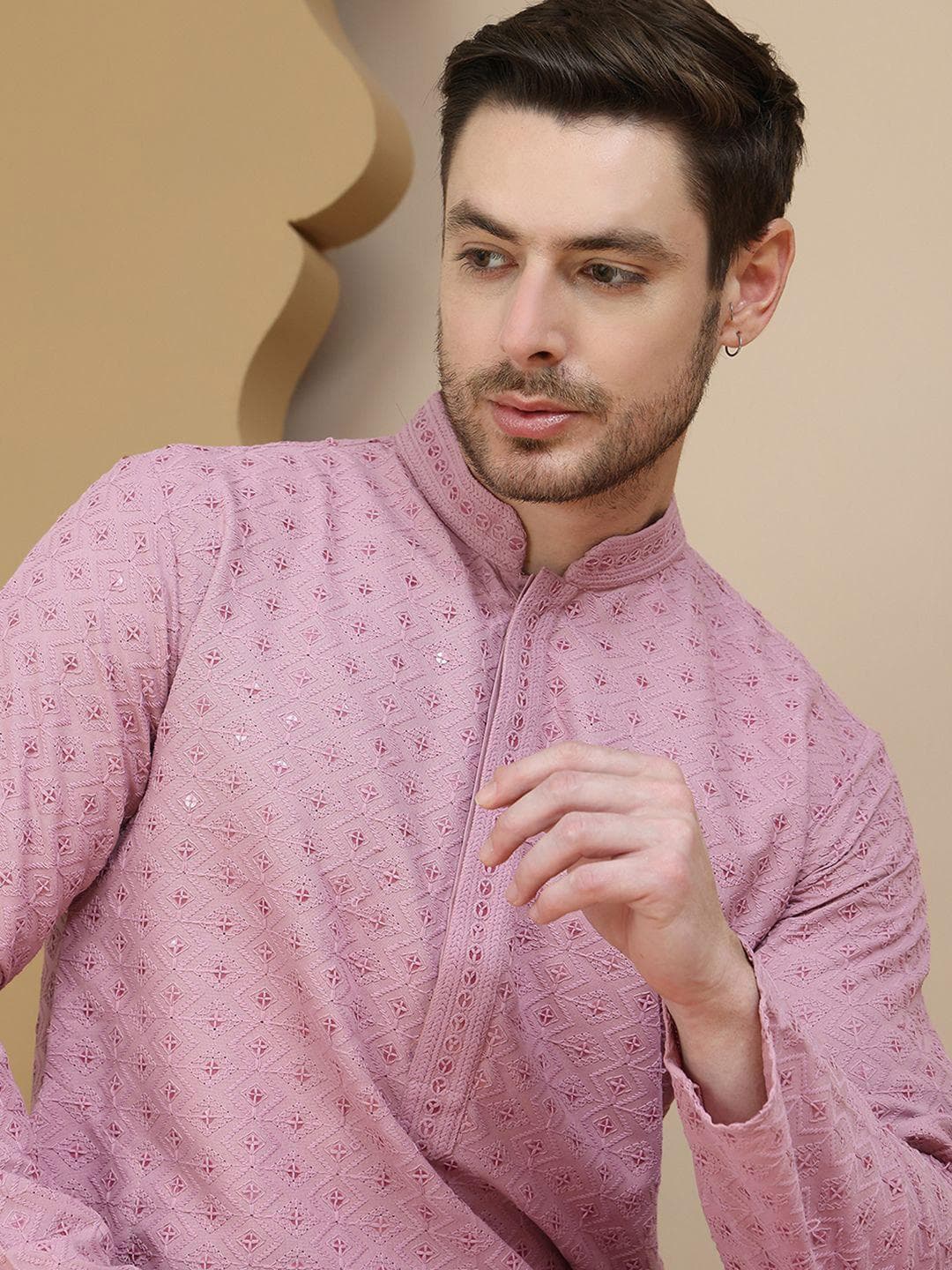 Jompers Men Geometric Embroidered Sequinned Kurta