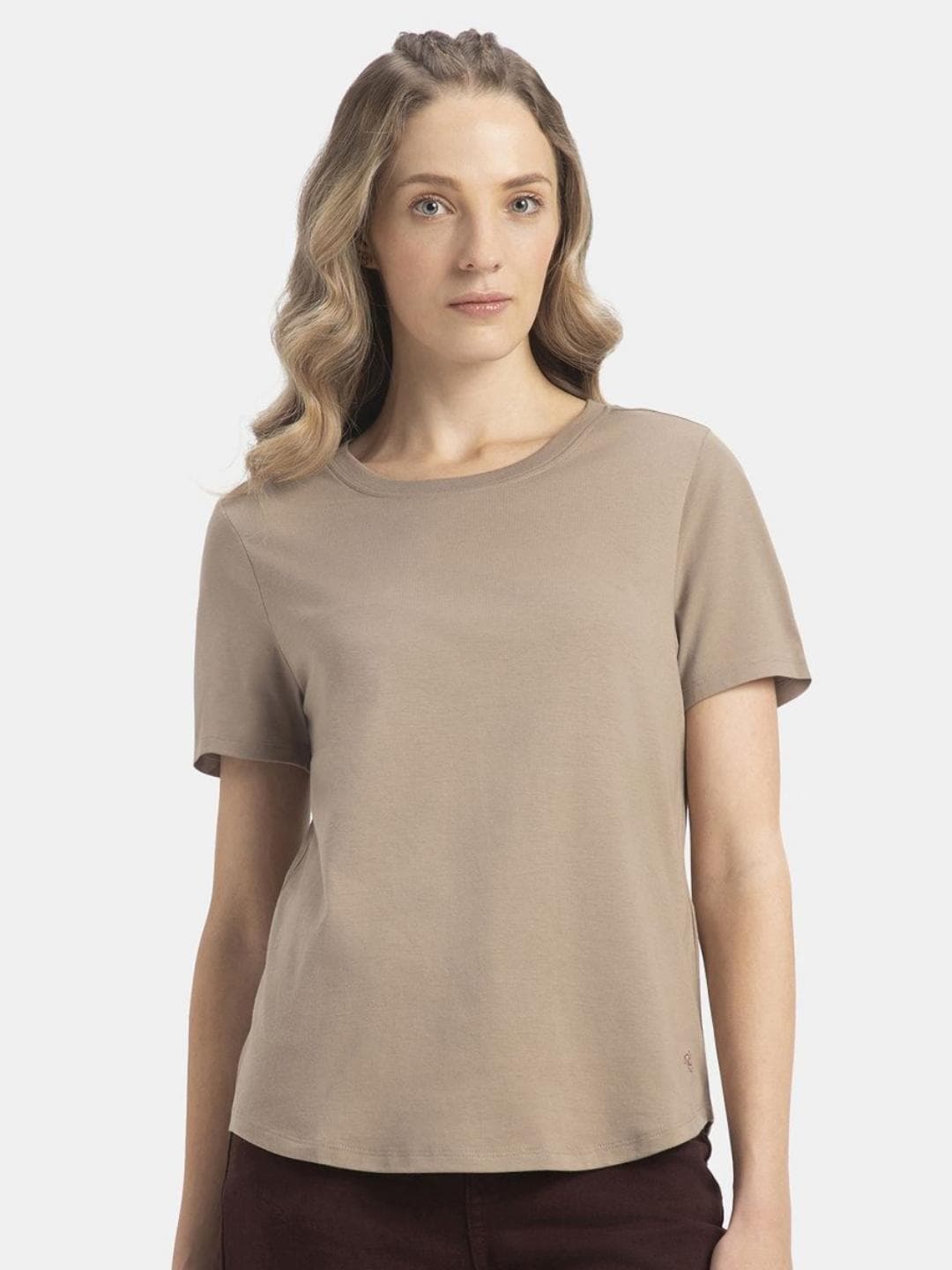 Jockey Super Combed Cotton Rich Relaxed Fit Curved Hem Styled Half Sleeve Tshirt-AW88