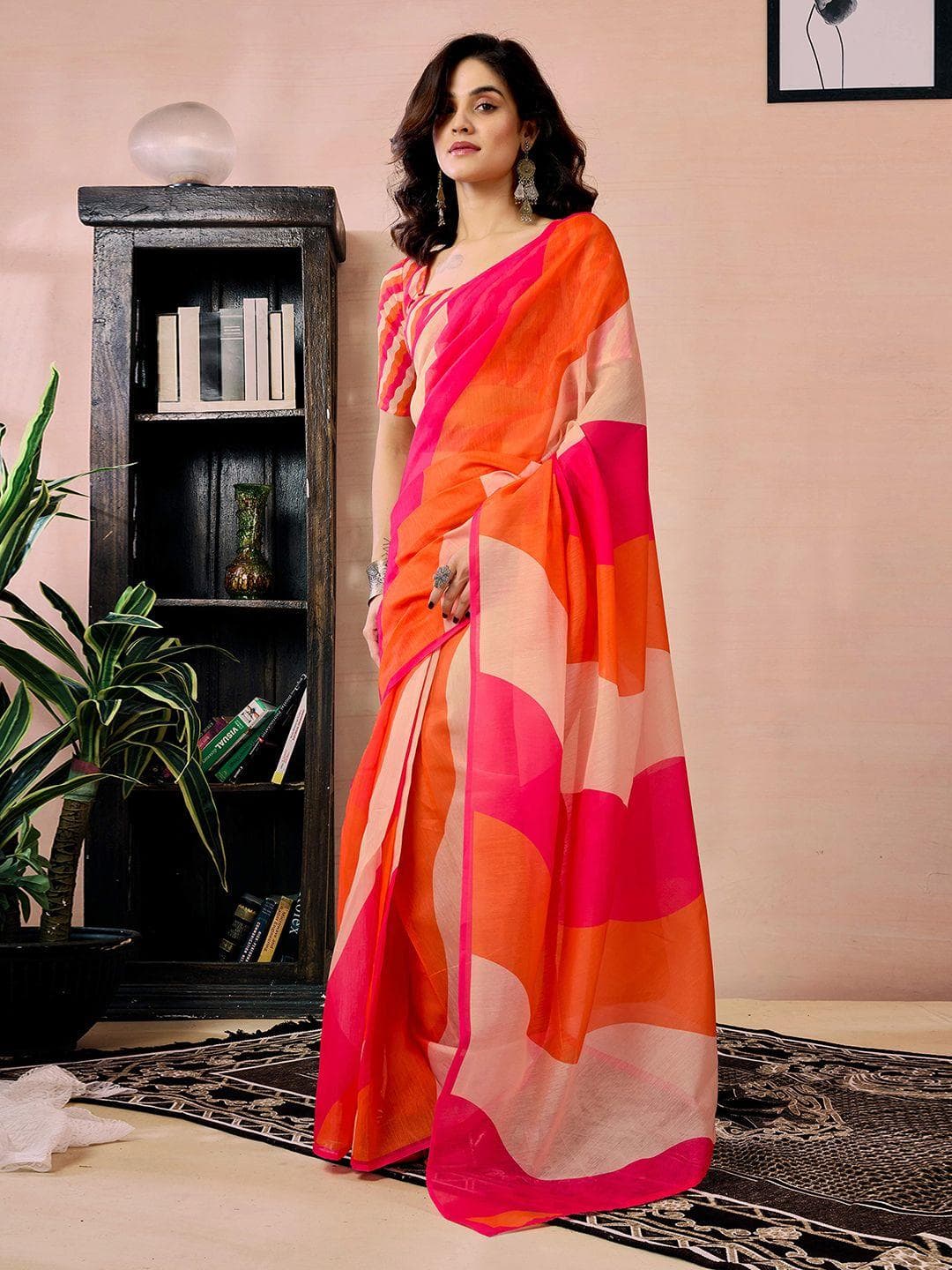 Mitera Colourblocked Pure Linen Ready to Wear Saree