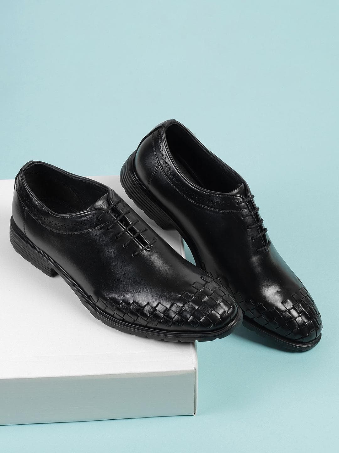 Mochi Men Textured Leather Formal Oxfords