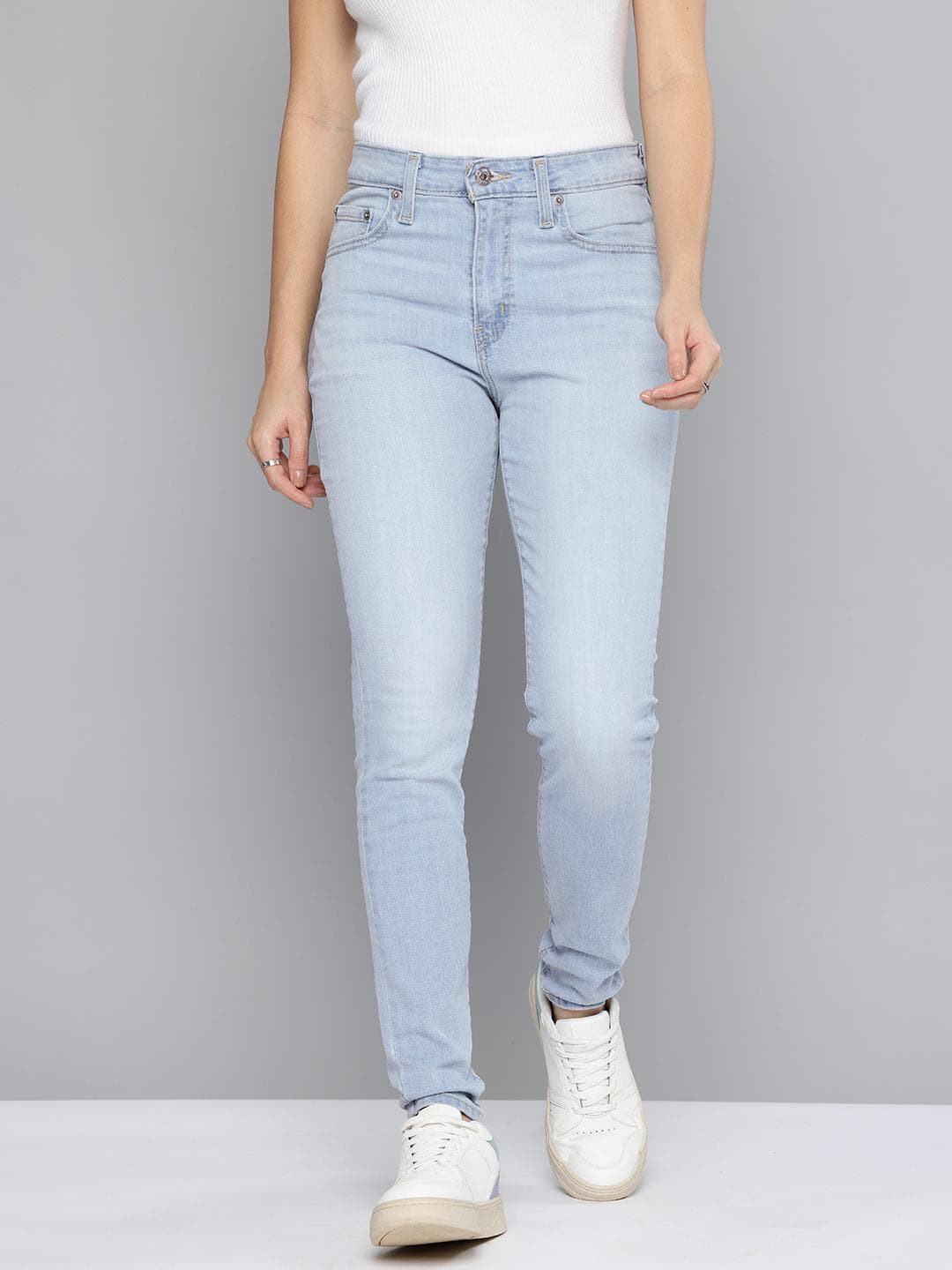 Levis Women's 721 Light Blue Skinny Fit High Rise Jeans
