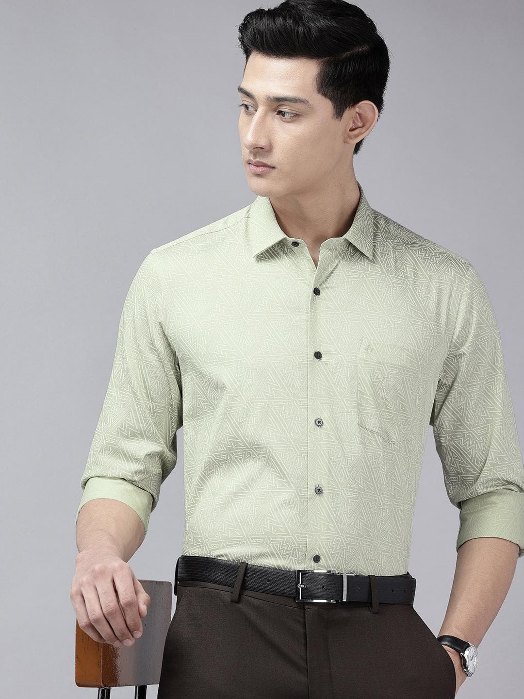 Arrow Manhattan Slim Fit Geometric Printed Pure Cotton Formal Shirt