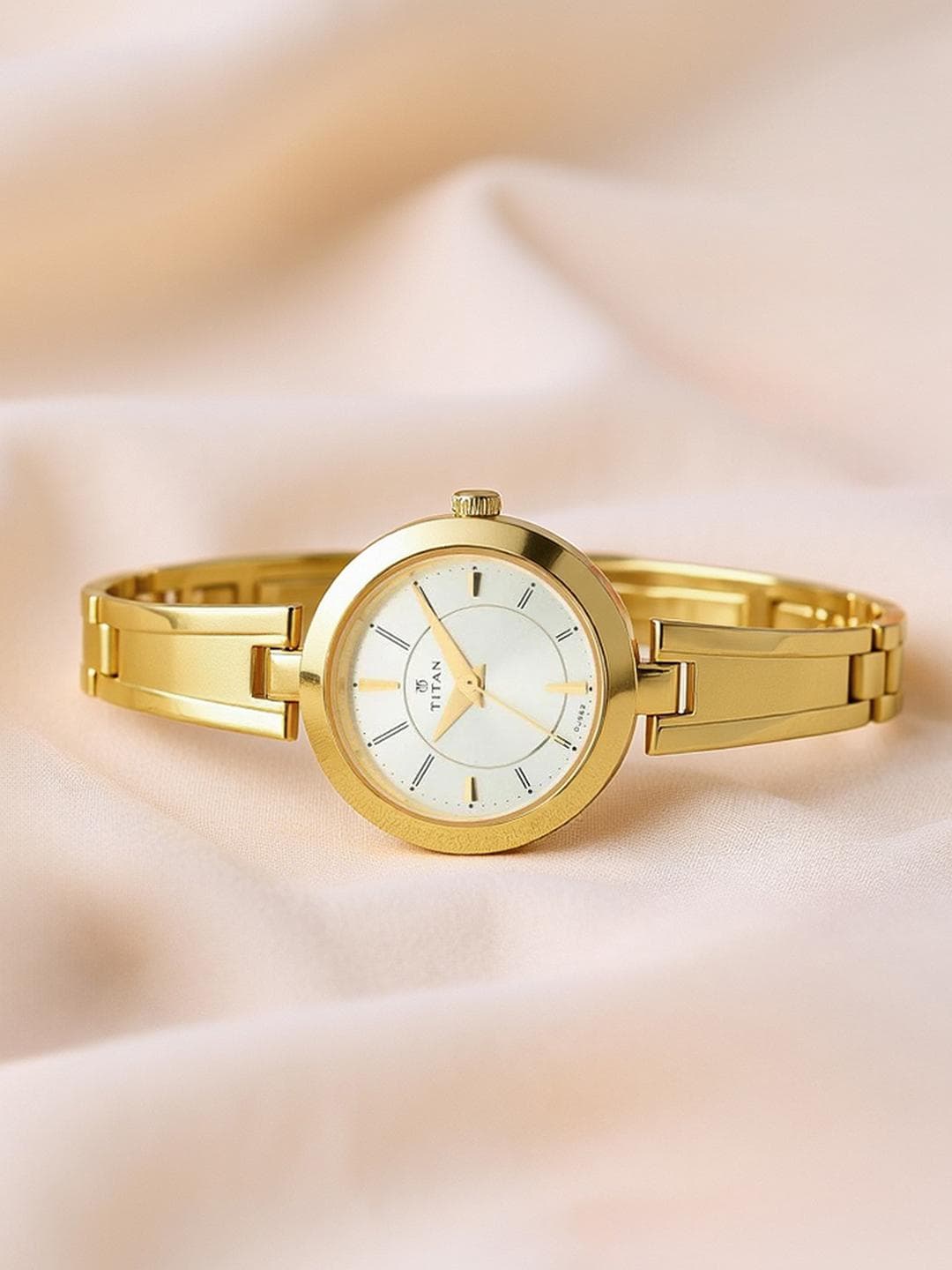 Buy Titan Quartz Analog With White Dial Watch For Women Nn2598ym02 - - Accessories for Women
