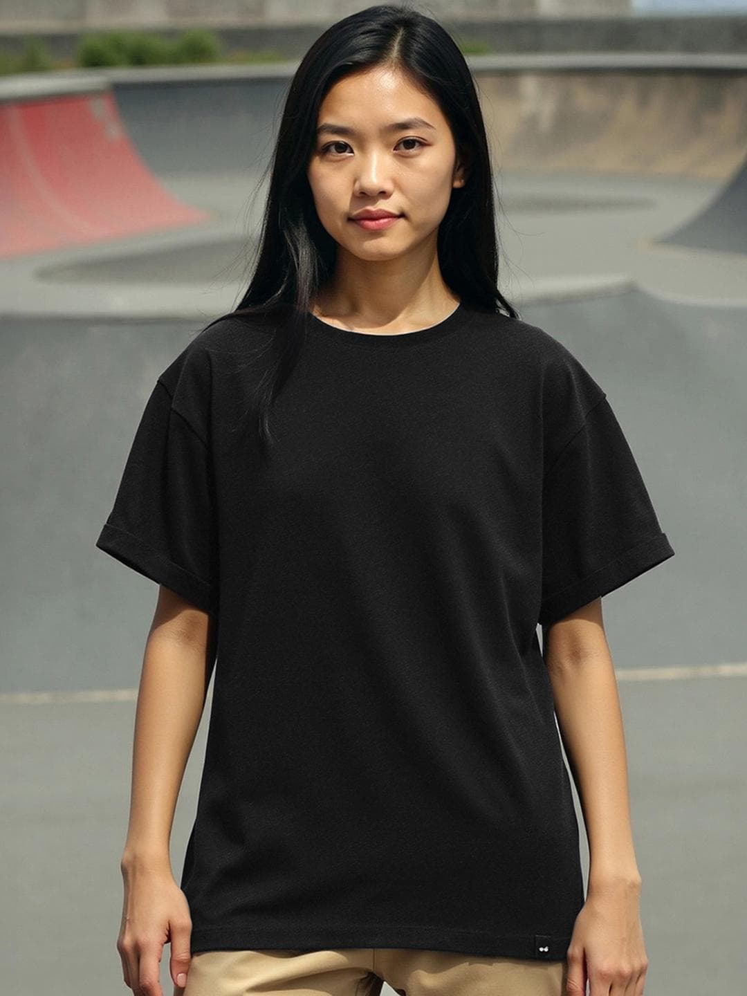 Bewakoof Women Black Solid Pure Cotton T-shirt