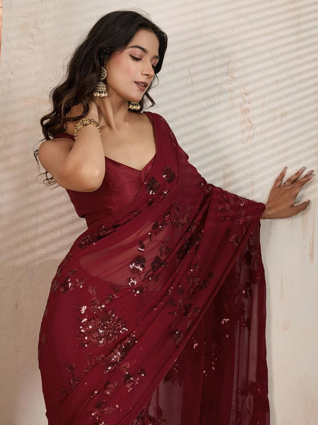 DIVASTRI Embellished Pure Georgette Saree