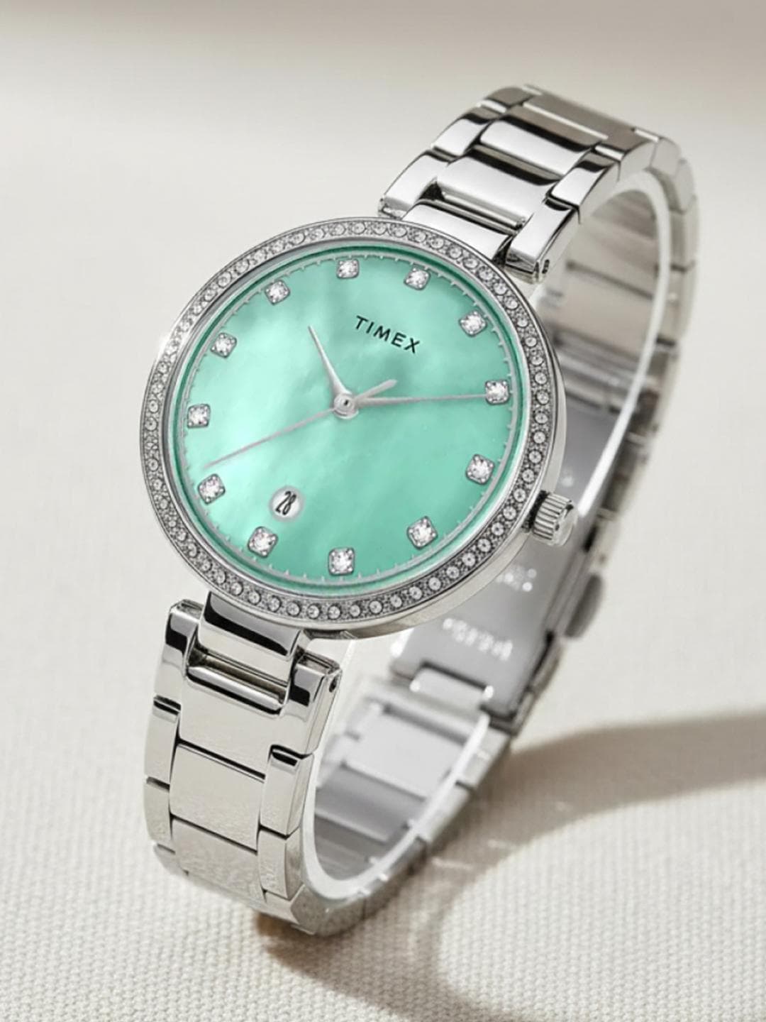 Timex Women Bracelet Style Straps Analogue Watch TWEL187SMU01