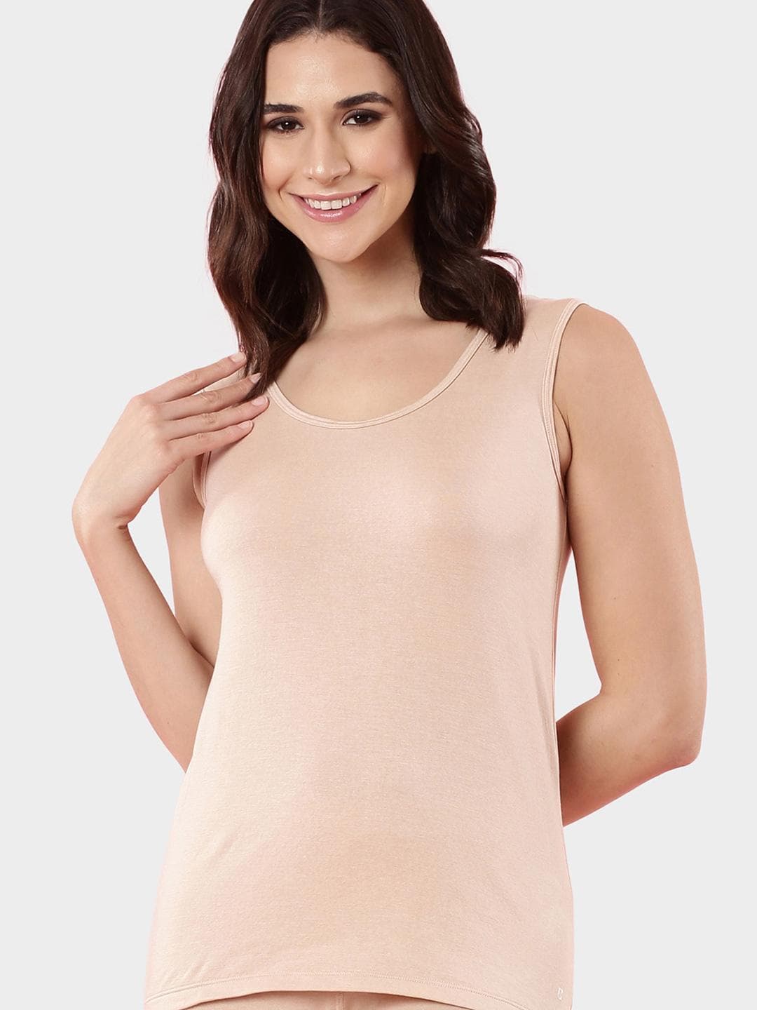 Enamor Women Round Neck Sleeveless Thermal Top