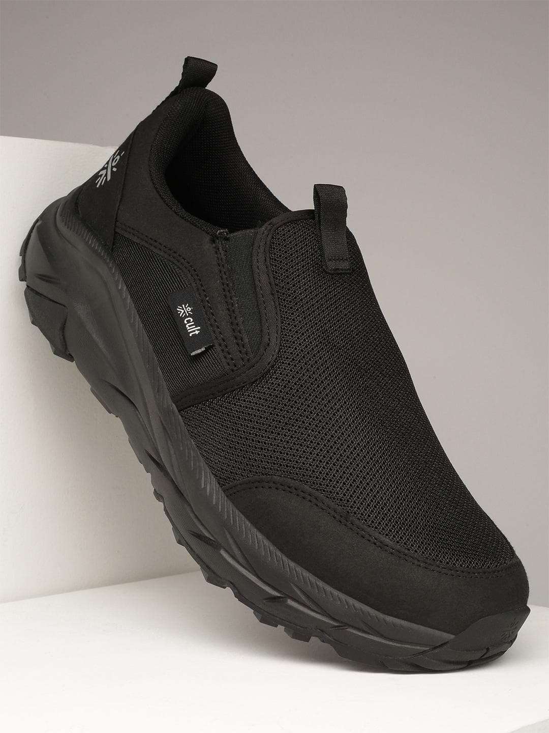 CULT Men Catalyst Walking Shoes