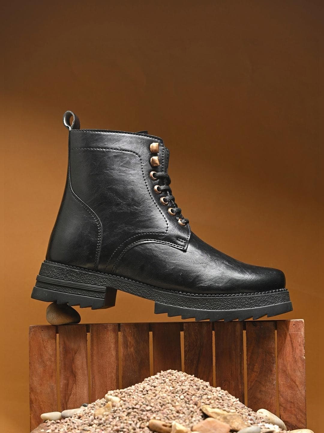 The Roadster Lifestyle Co Men Square Toe Lace-Ups Boots