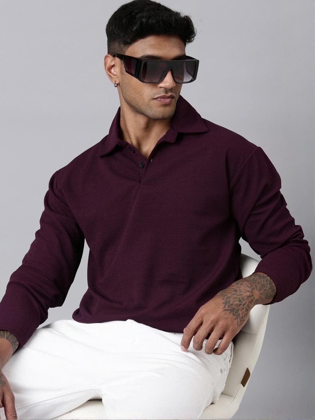 LEWEL Men Textured Polo Collar T-shirt