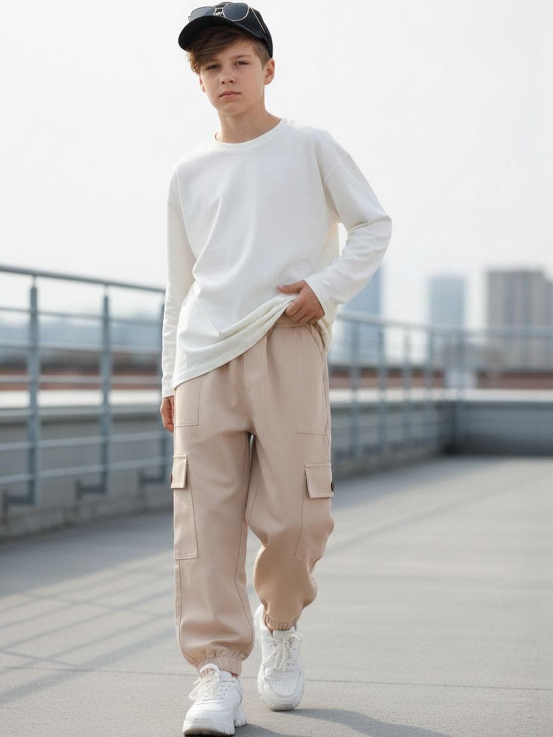 Cutiekins Boys Solid Mid-Rise Regular-Fit Cargo Pants