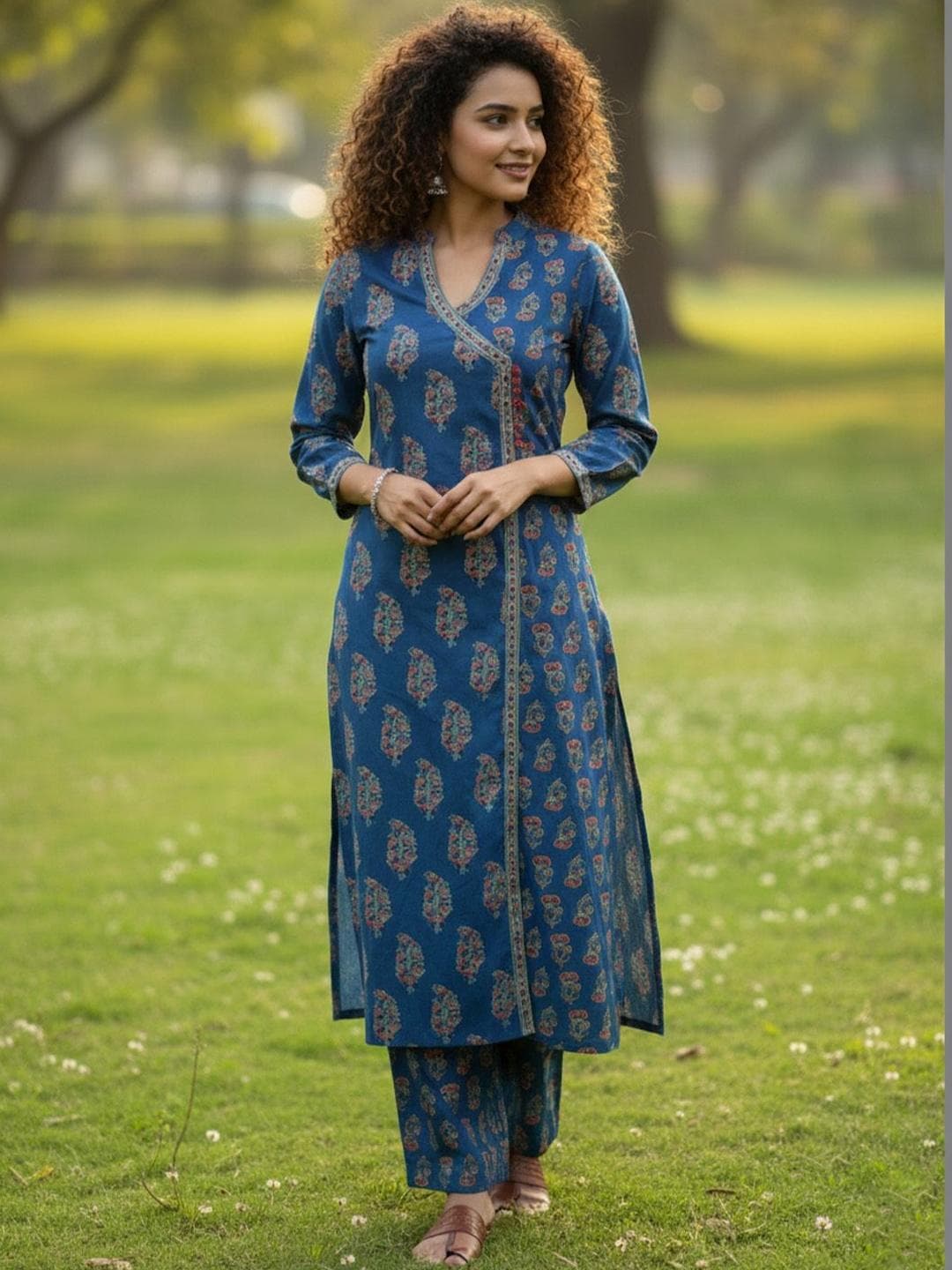 Varanga Women Ethnic Motifs Printed Angrakha Pure Cotton Kurta with Trousers