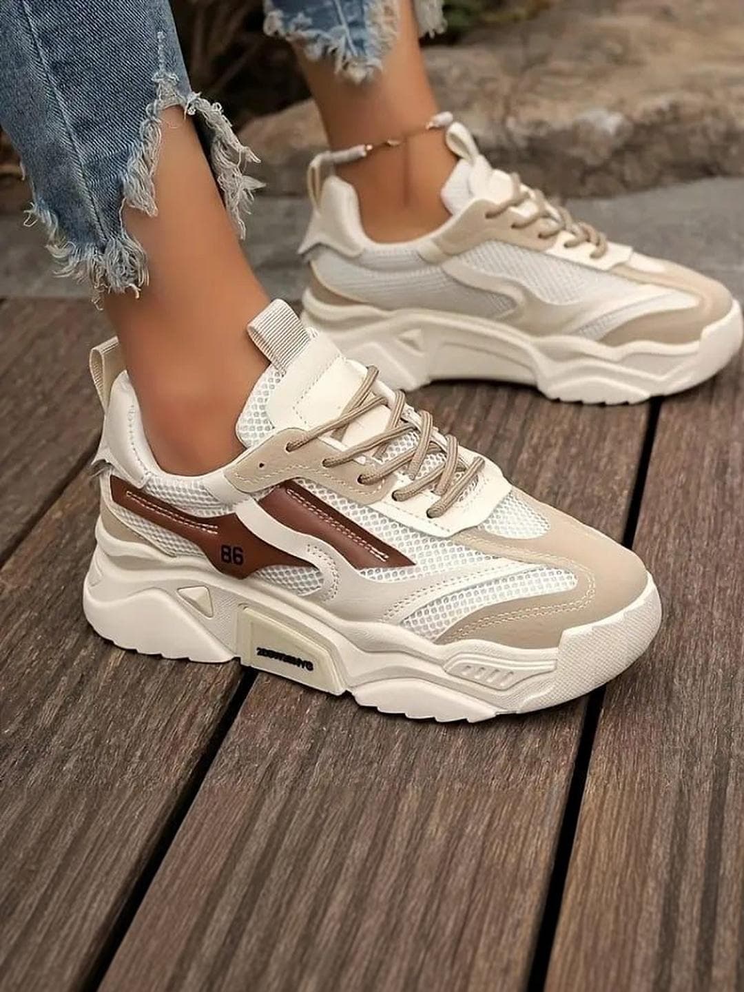 FABBMATE Girls Colourblocked Sneakers