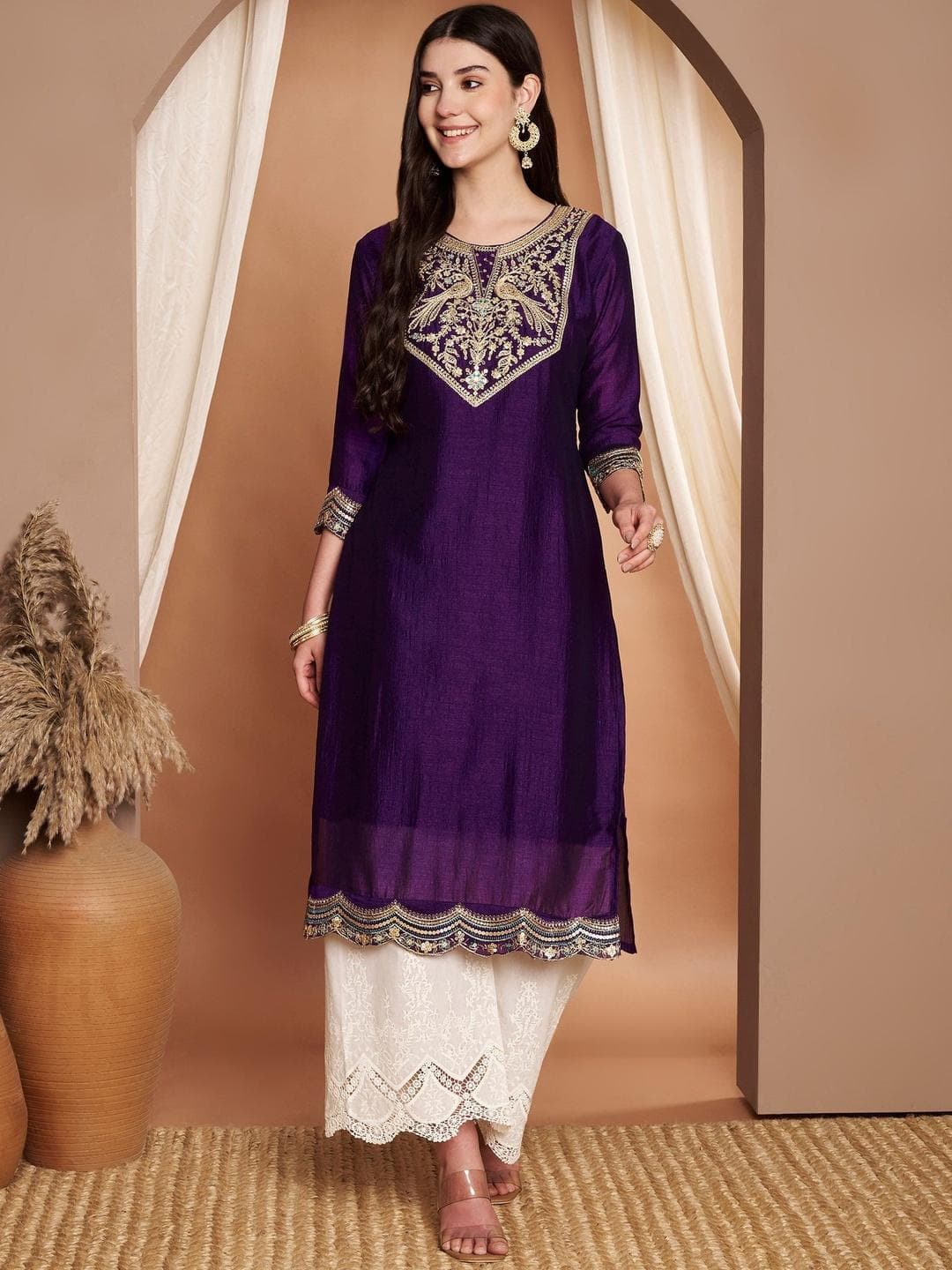 rarethread Women Embroidered Thread Work Grandeur & Majestic Artwork Kurta