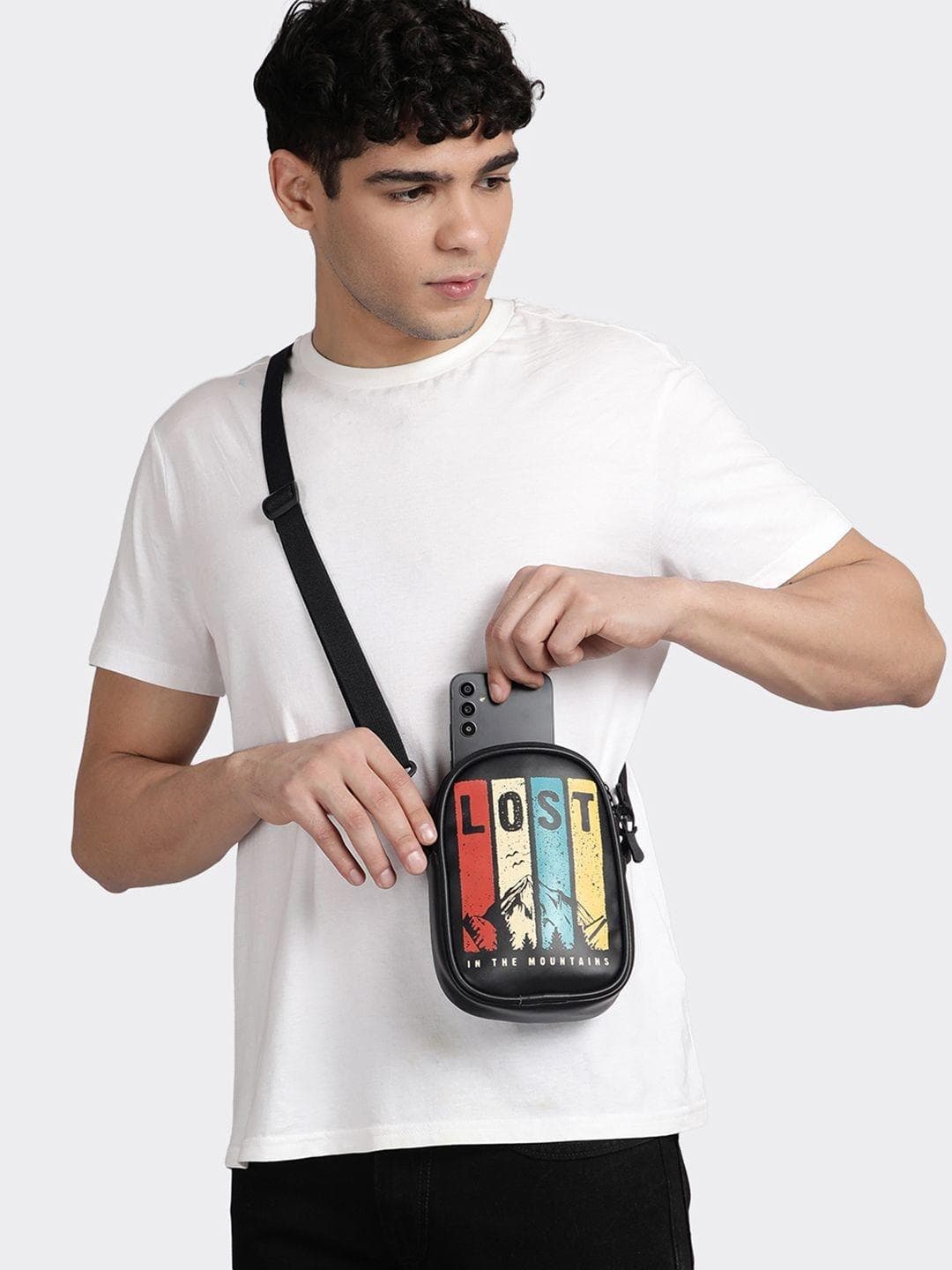 Bewakoof Printed PU Structured Sling Bag