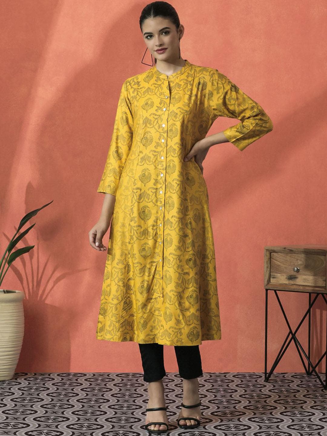 Sangria Floral Printed Mandarin Collar Three-Quarter Sleeves Panelled A-Line Kurta