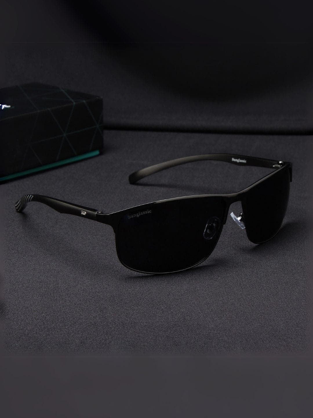 SUNGLASSIC Unisex Rectangle Sunglasses With Polarised and UV Protected Lens Radiant