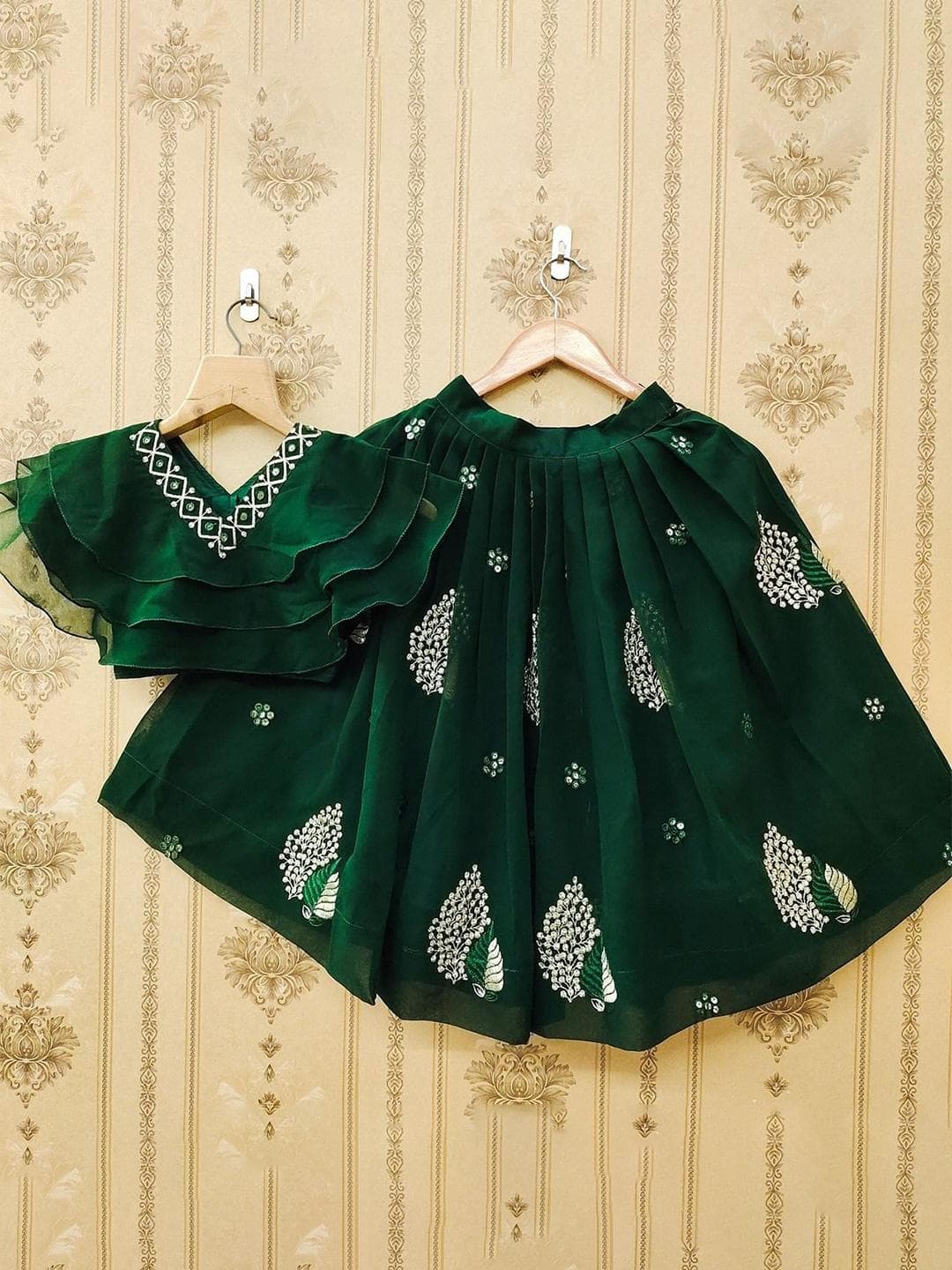 BAESD Girls Embellished Thread Work Ready to Wear Lehenga & Choli