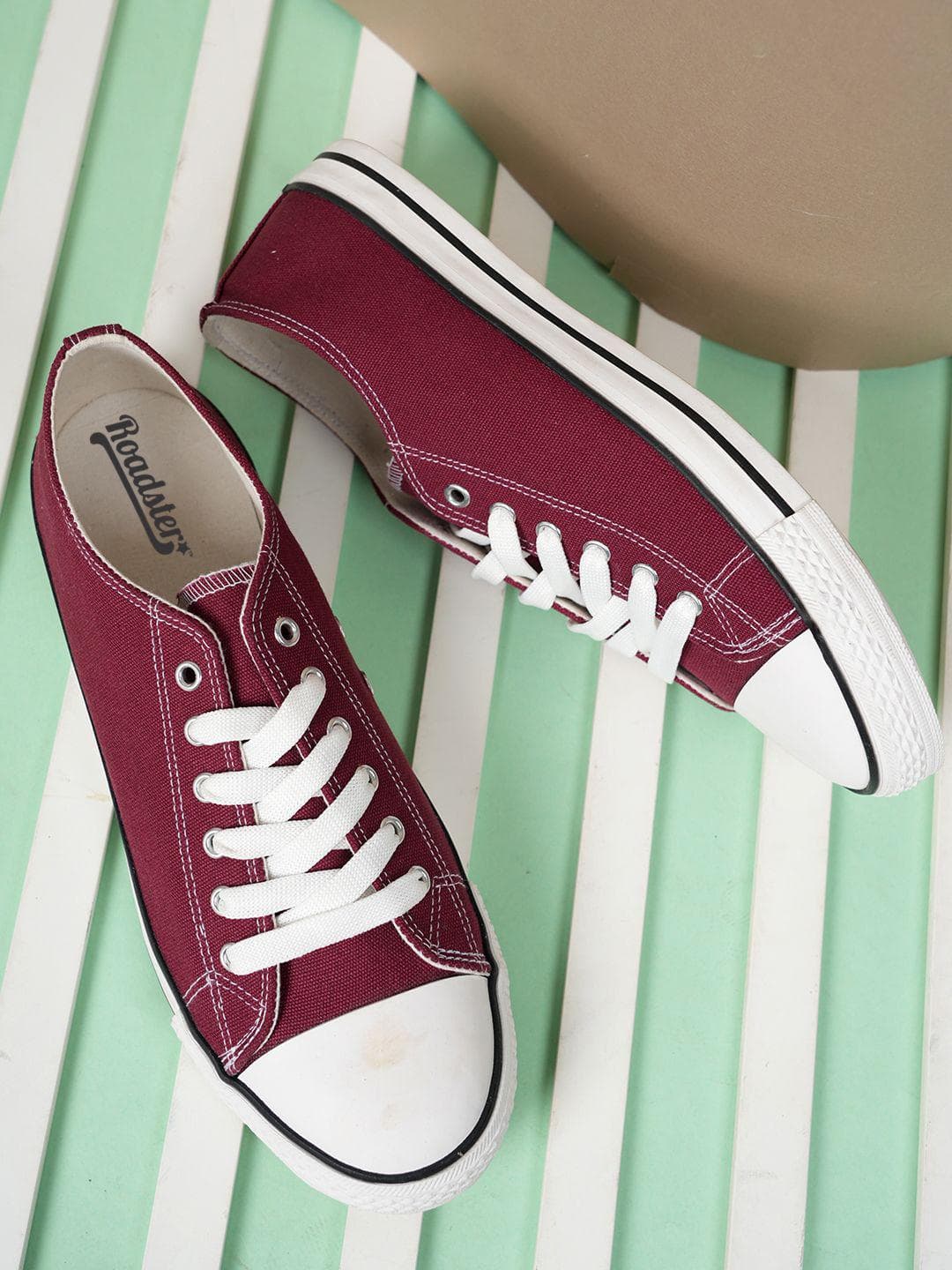 Roadster Women Canvas Lace-up Casual High Top Sneakers