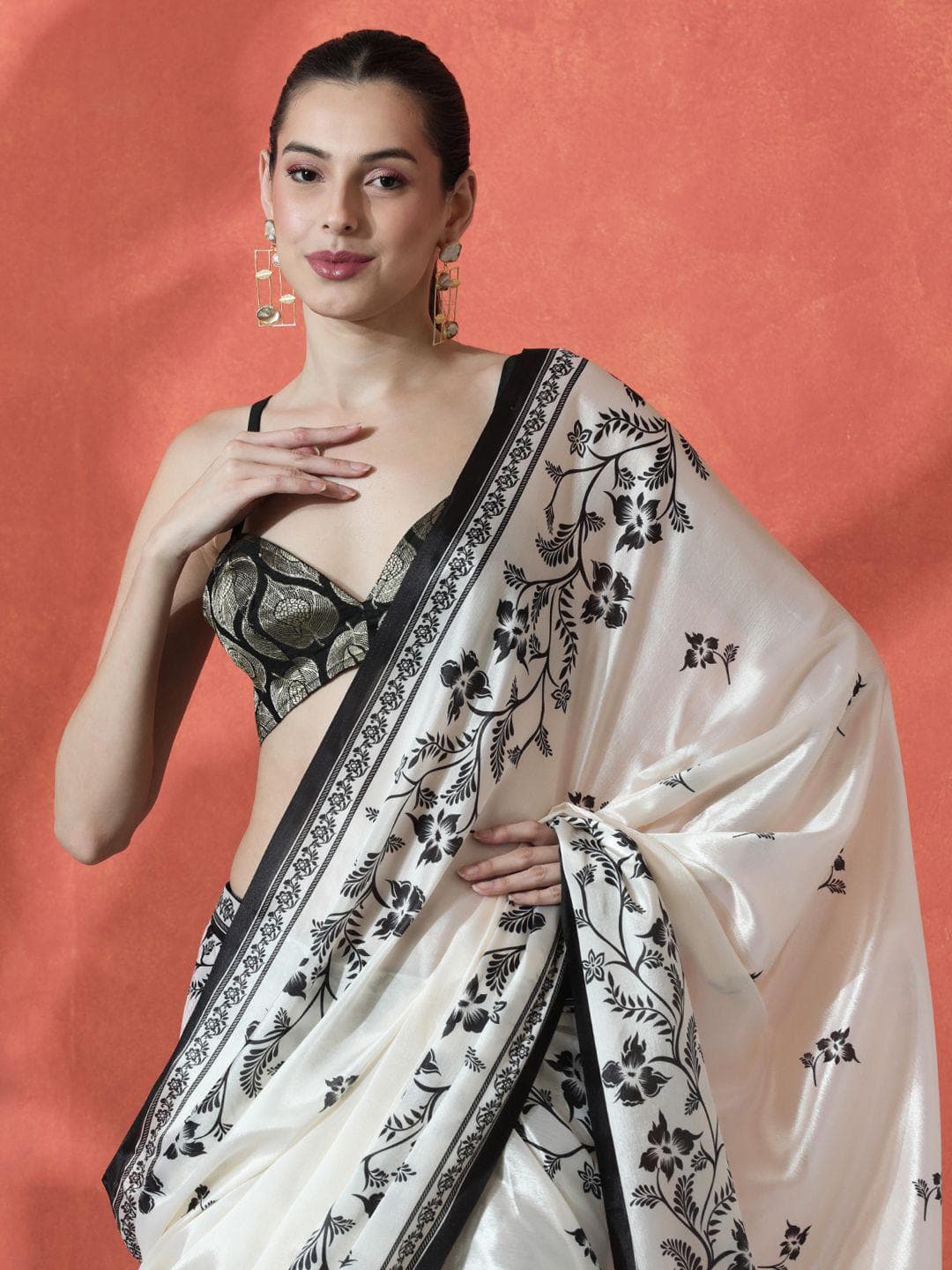 Sangria Ready to wear Satin Floral Digital Printed Saree