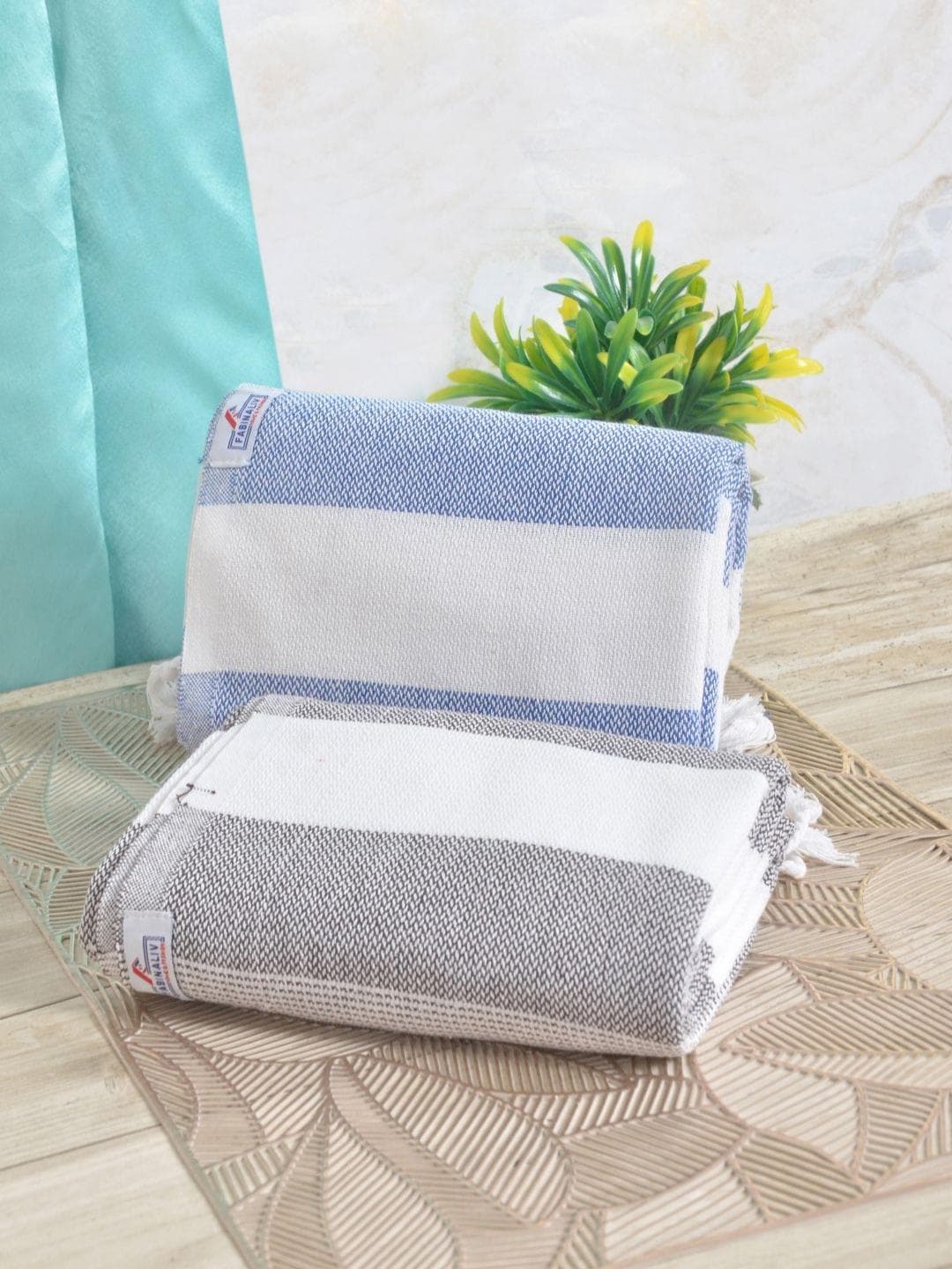 Buy FABINALIV White Striped Cotton 225GSM Reversible 2PCs Adult Regular Bath Towel 59x30In - - Home for Unisex