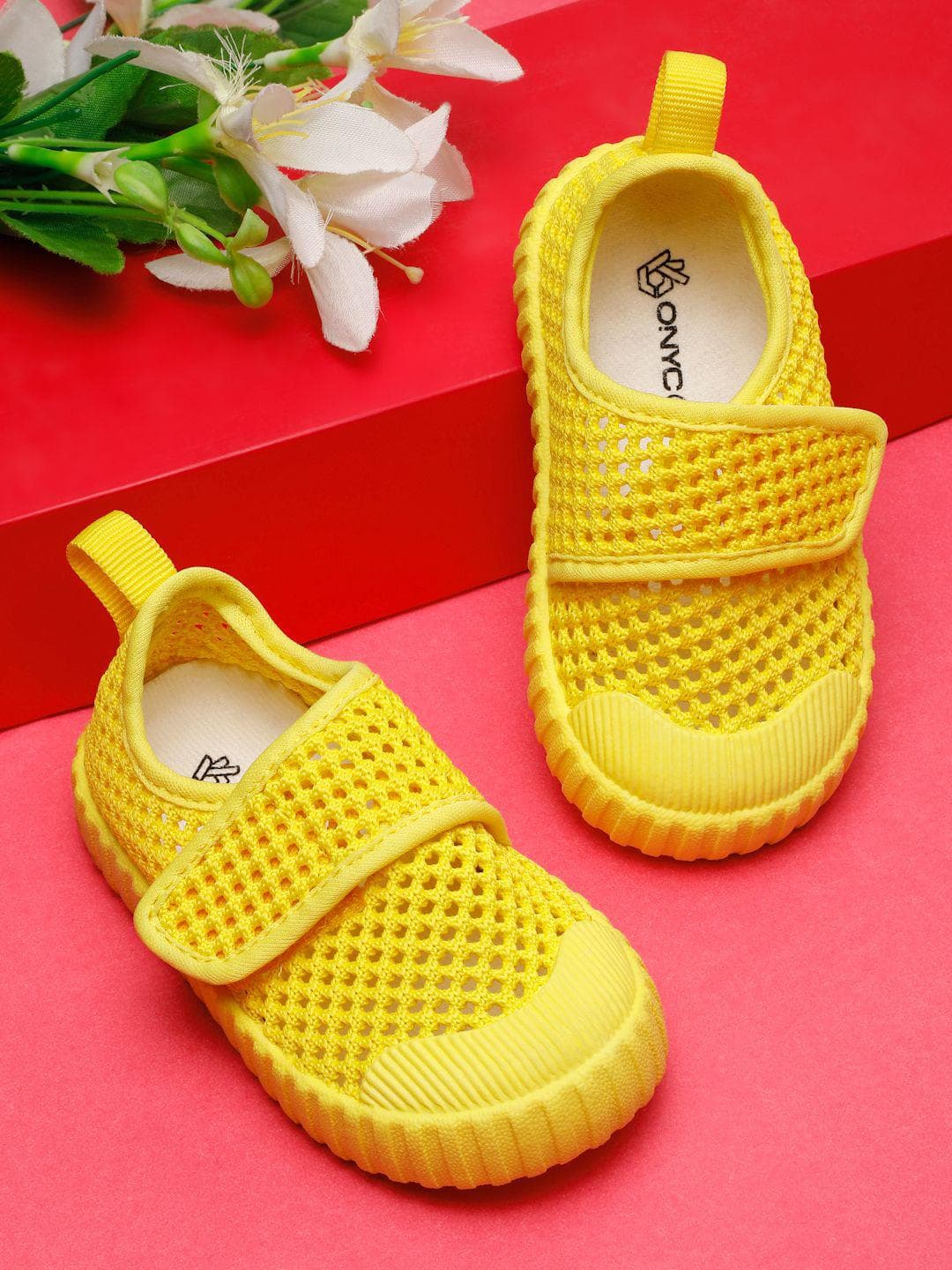 ONYC Unisex Kids Woven Design Slip-On Sneakers