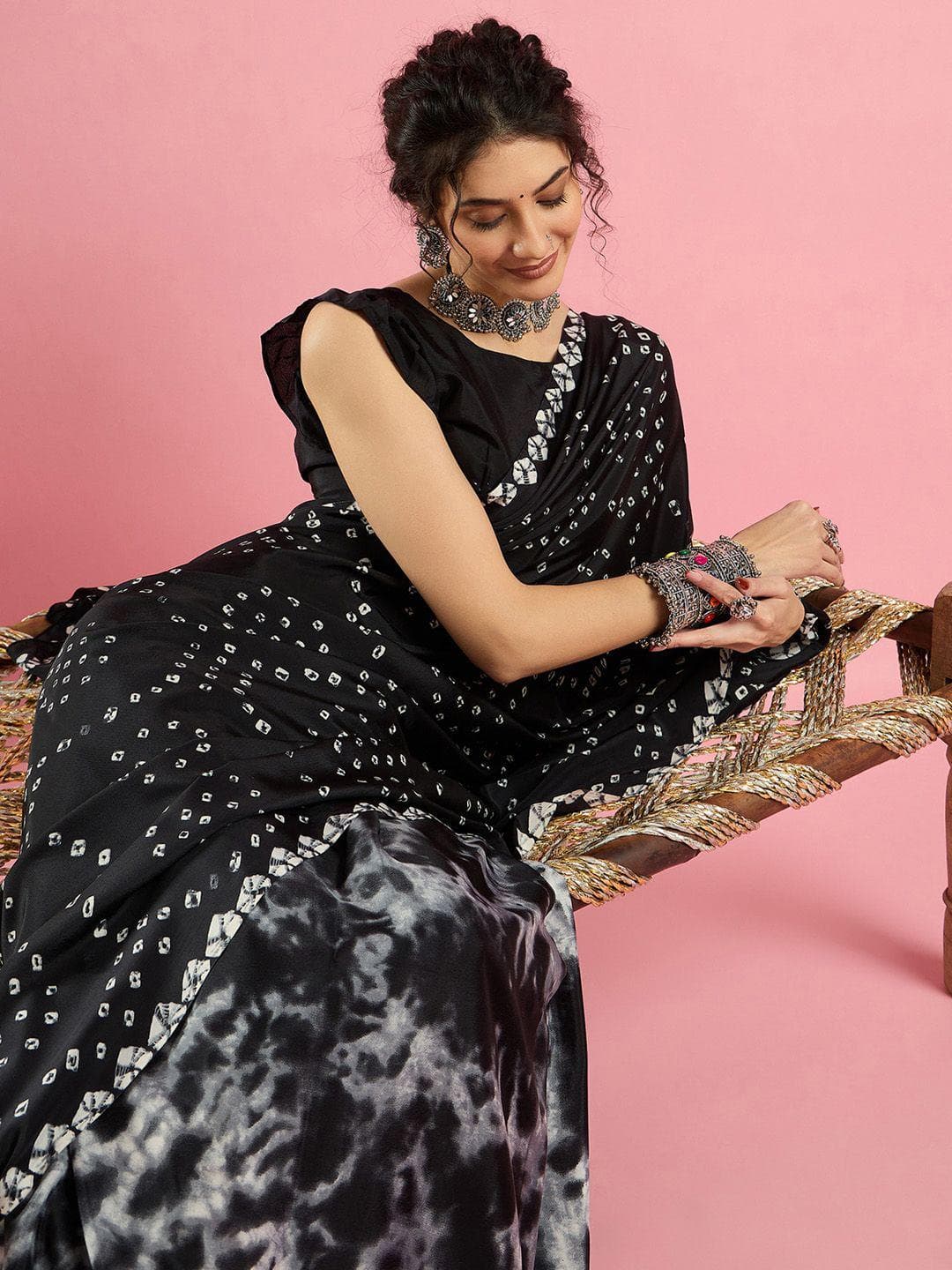 Sangria Ethnic Printed Bandhani Saree With Blouse Piece