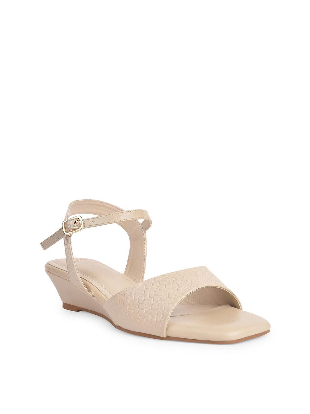 Bata Women Wedge Sandals