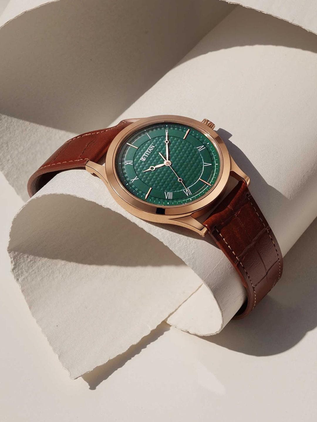 Titan Karishma Quartz Analog With Green Dial Watch For Men - Nt1823wl02