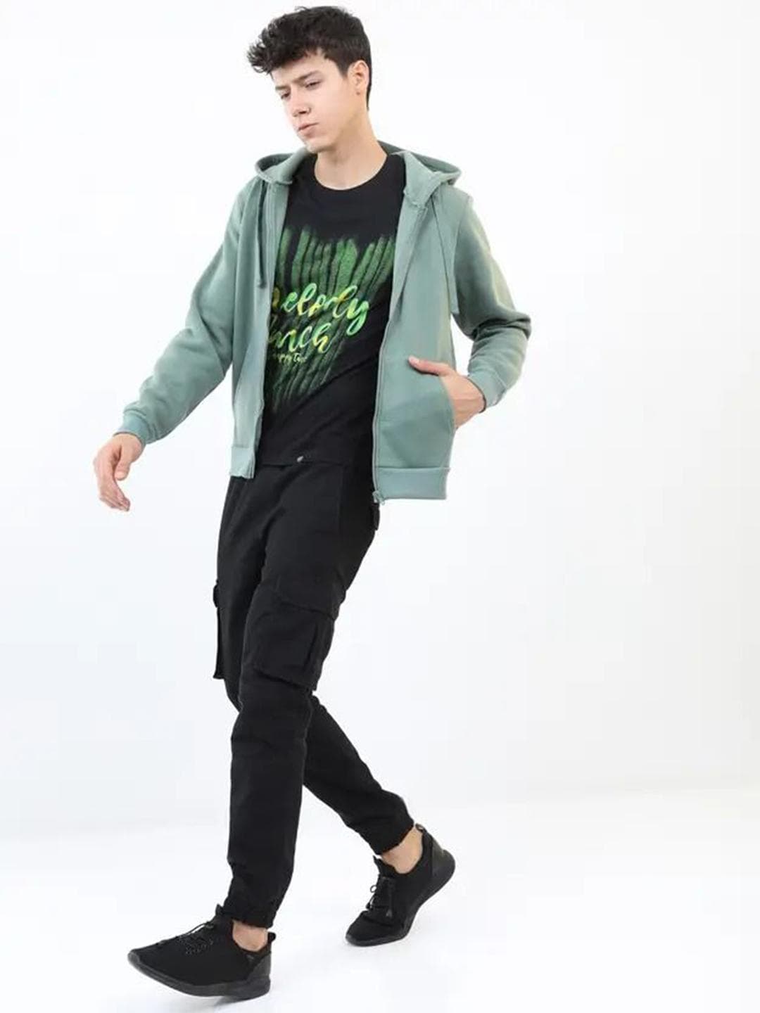 The Roadster Lifestyle Co. Men Long Sleeve Hooded Cotton Sweatshirt