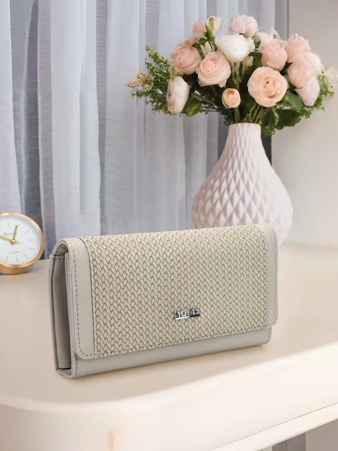 Mochi Women Textured Envelope Clutches