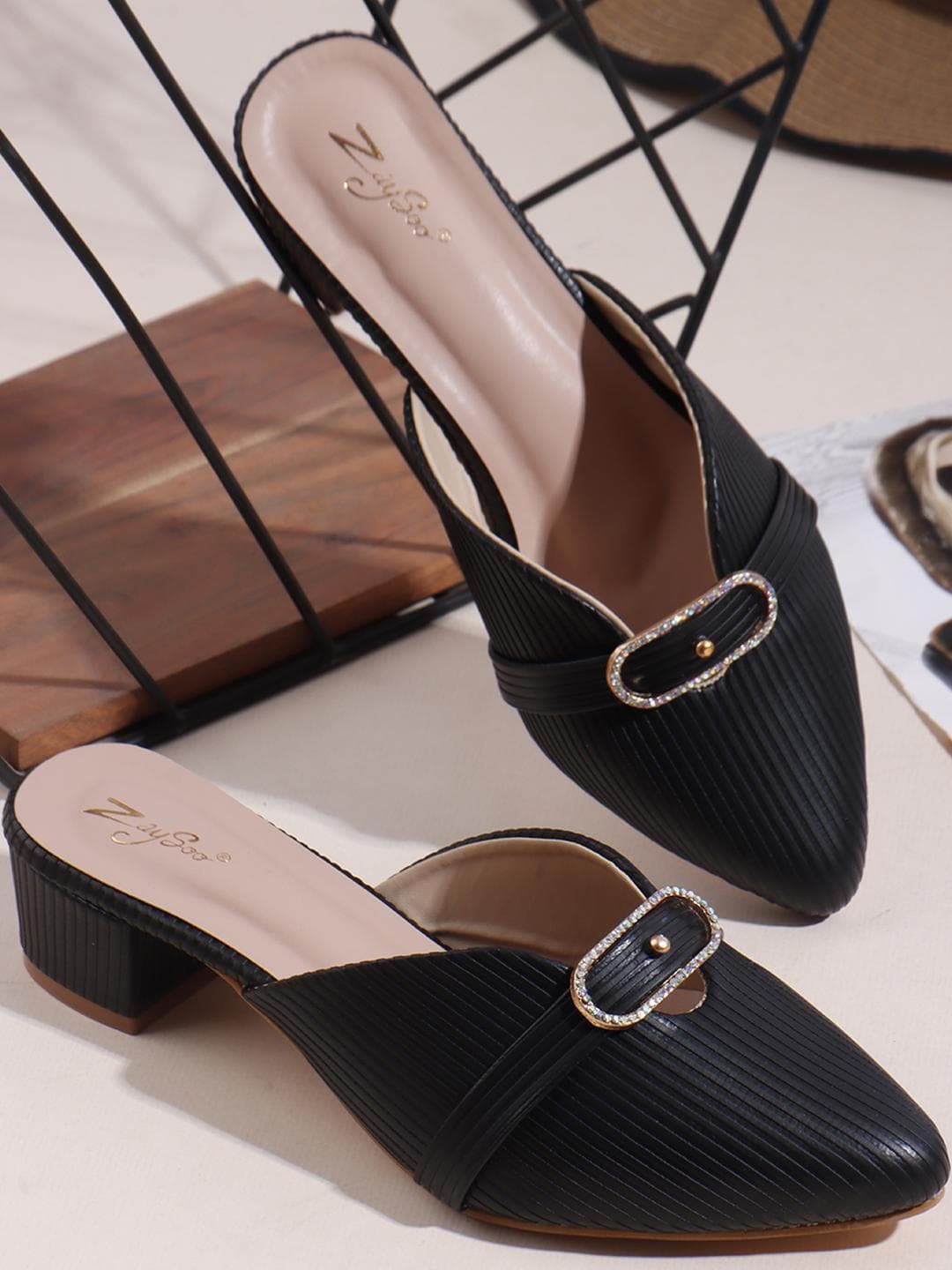 ZAYSOO Women Ethnic PU Comfort Sandals