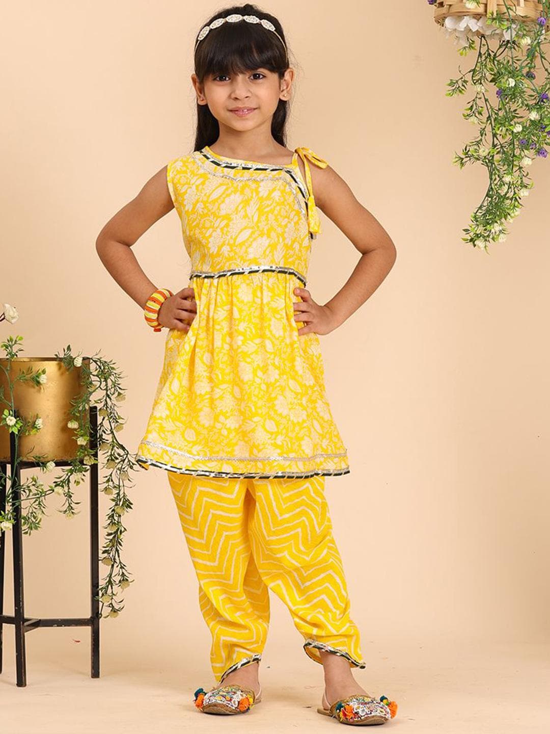 Cutiekins Girls Floral Printed Regular Gotta Patti Kurta with Dhoti Pants
