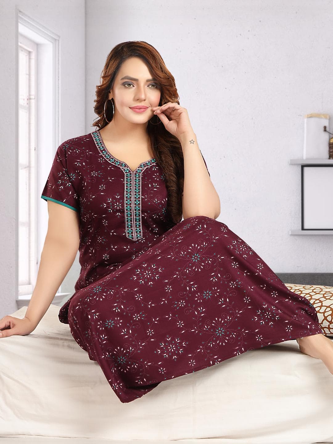 TRUNDZ Floral Printed Maxi Nightdress