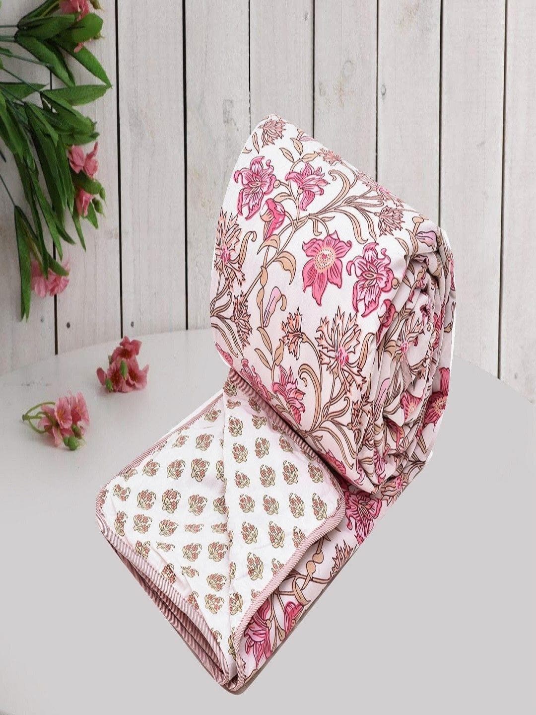 Aura Pink & White Floral Microfiber AC Room 150 GSM Single Bed Dohar