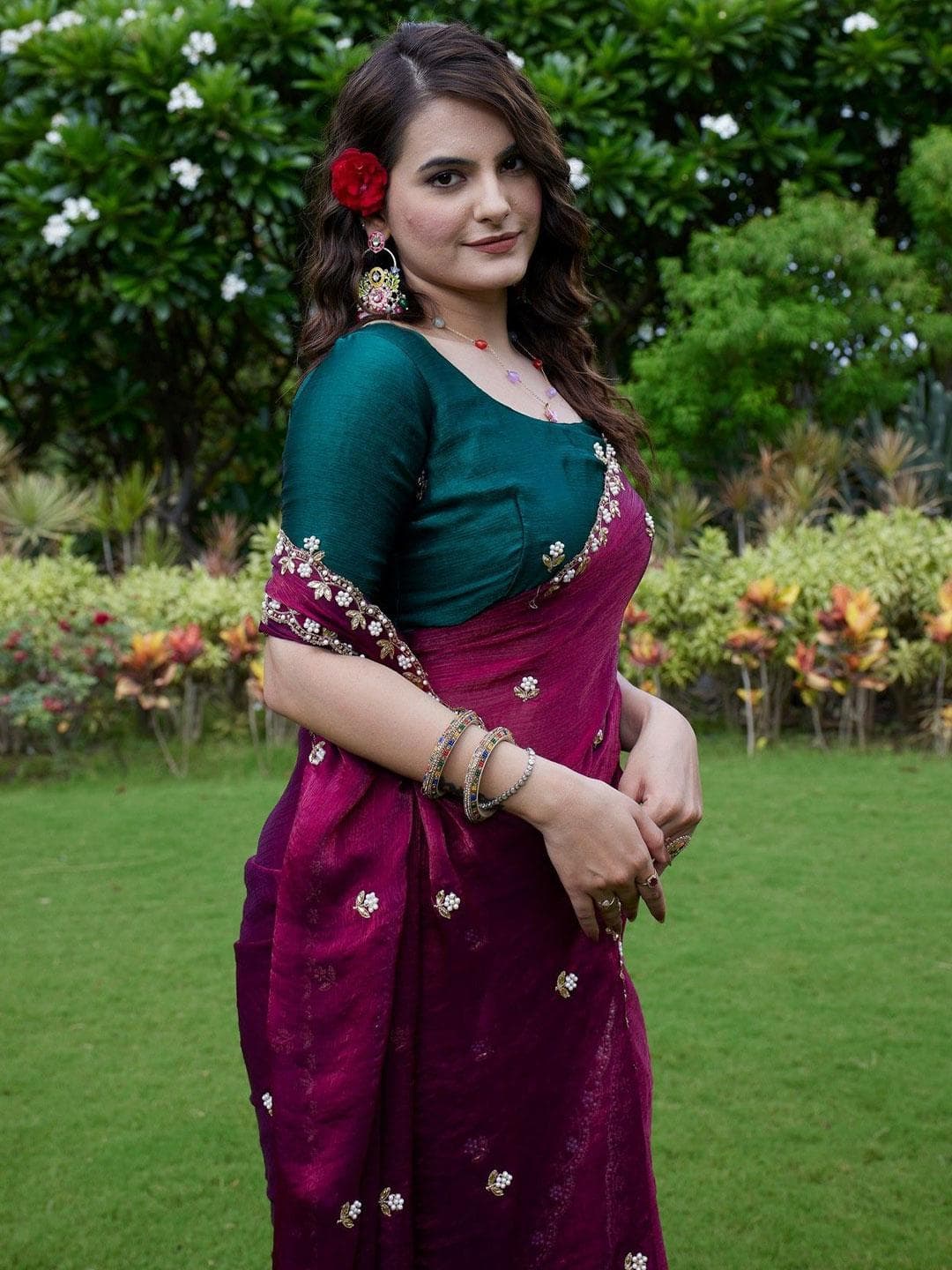 Kandora Embellished Beads and Stones Poly Chiffon Saree