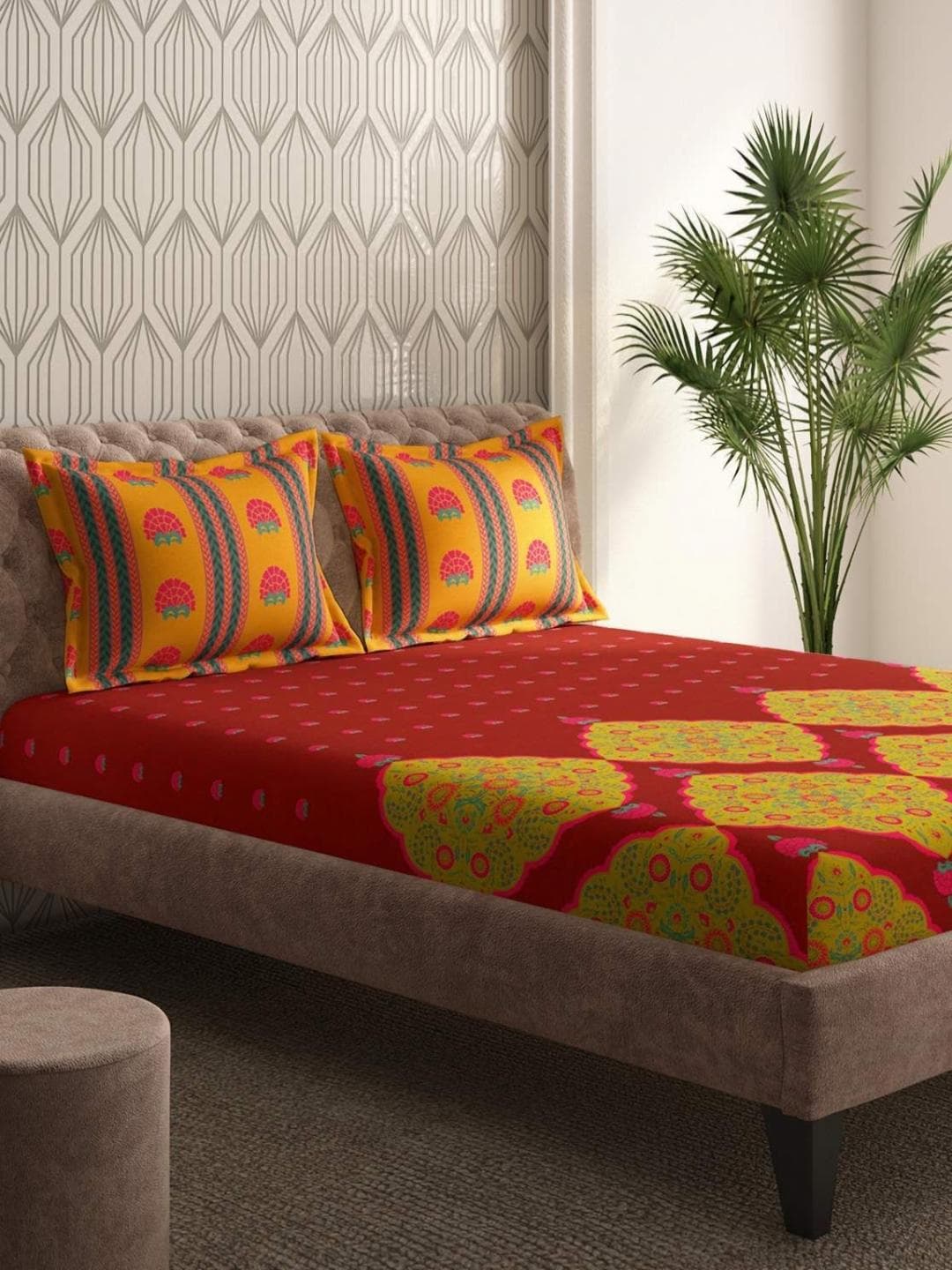 Buy Portico Gulmarg Red & Green Floral Cotton 210 TC Super King Bedsheet Set 2.74 M X 2.74 M - - Home for Unisex