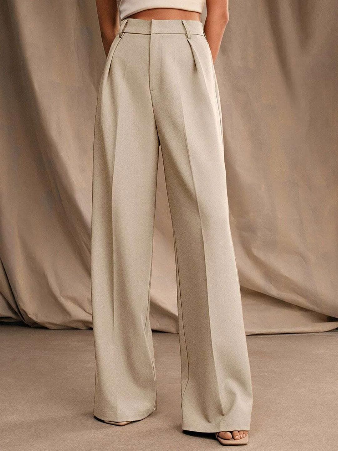 Kotty Women Relaxed Straight Fit High-Rise Pleated Wide Leg Trousers