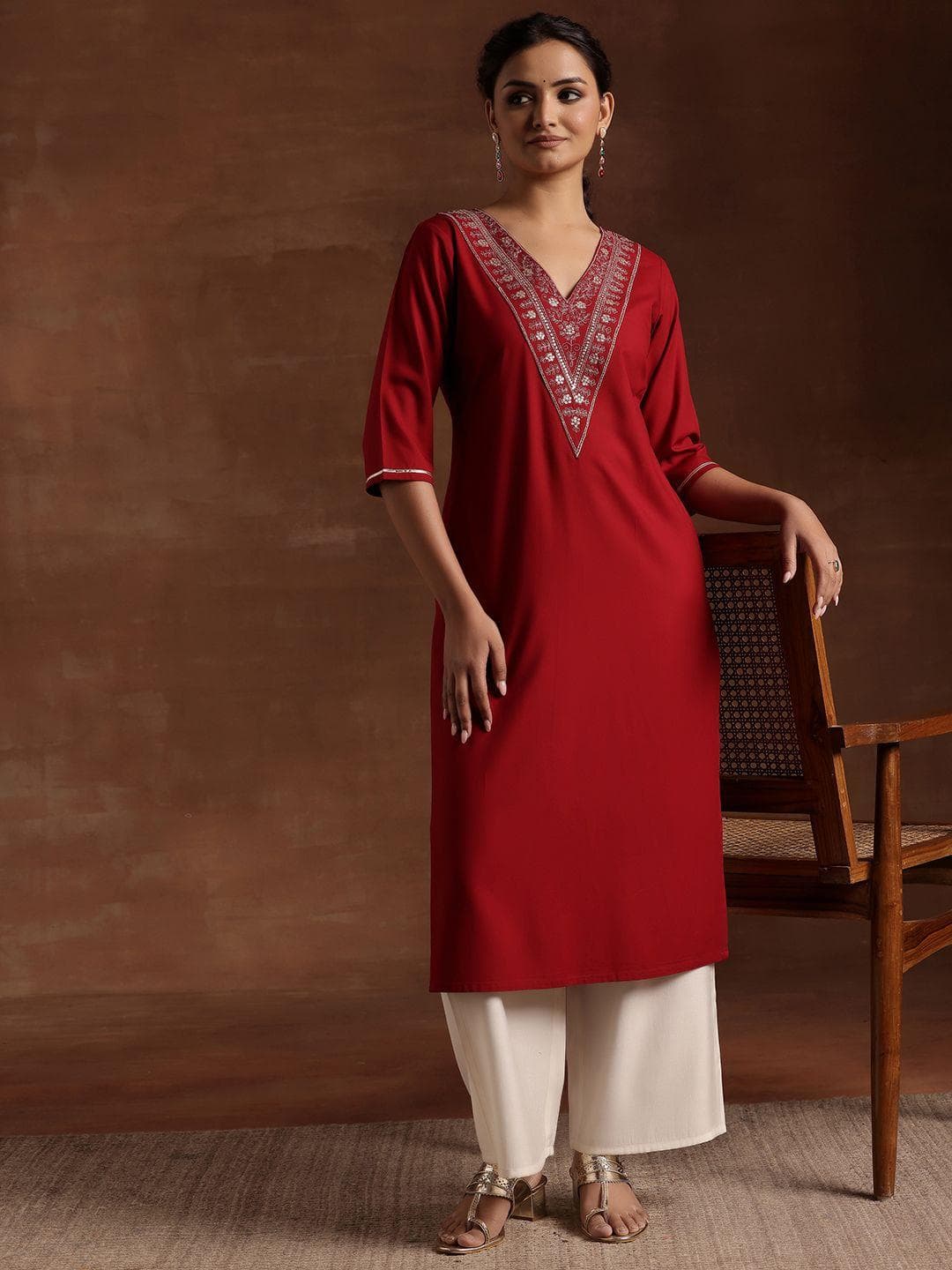 Libas Women Yoke Design Thread Work Kurta