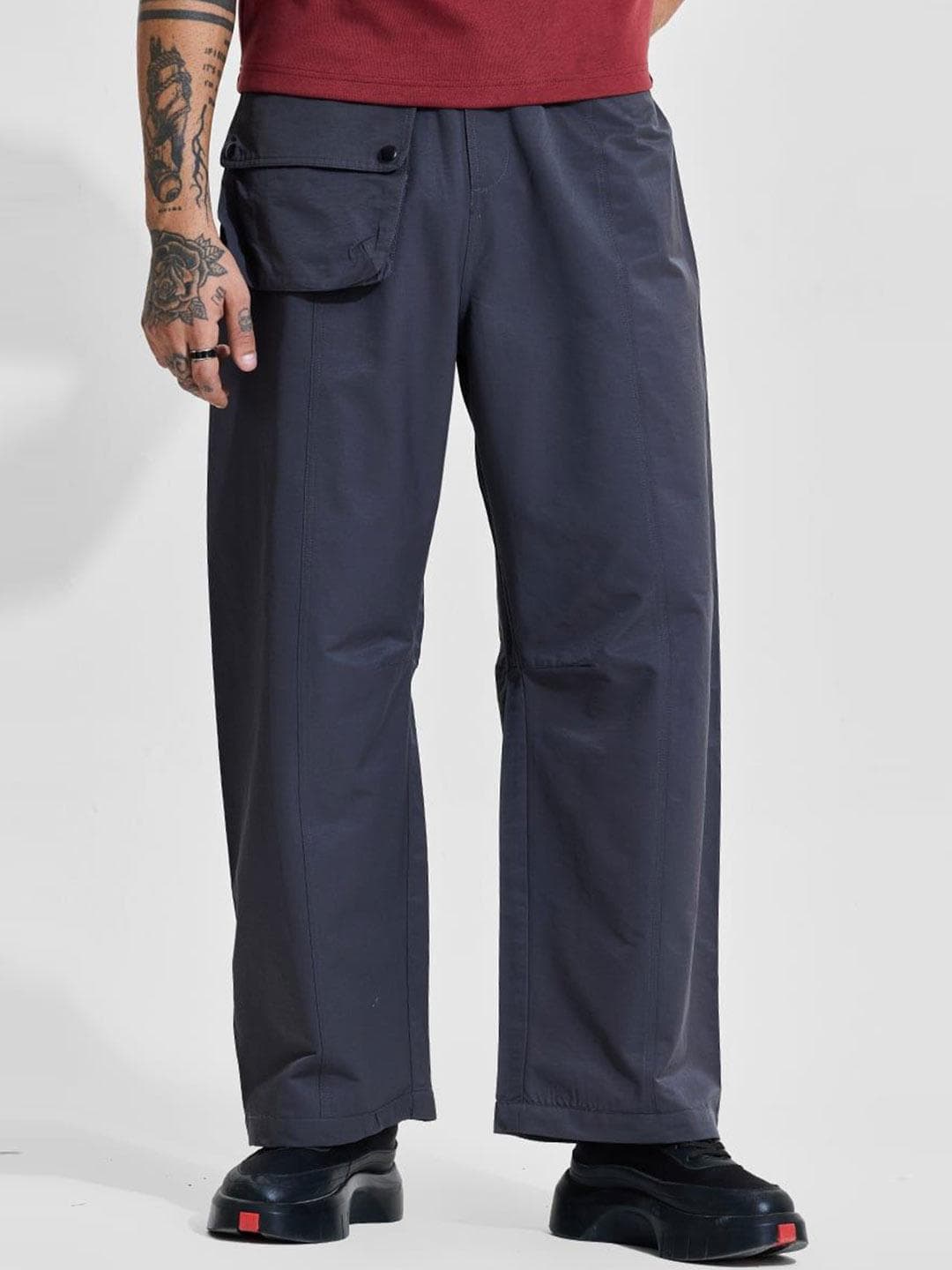 Snitch Men Grey Loose Fit Cargo Trousers