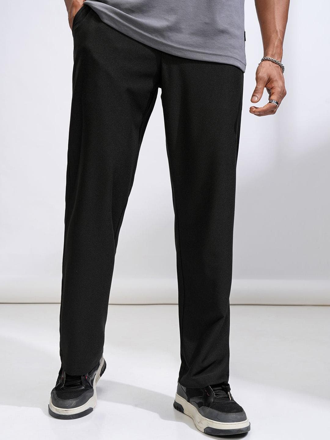 HIGHLANDER Men Comfort Straight Fit Trousers
