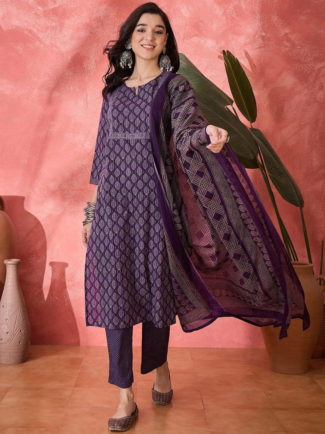Sangria Floral Printed Pure Cotton Straight Kurta With Trousers & Dupatta